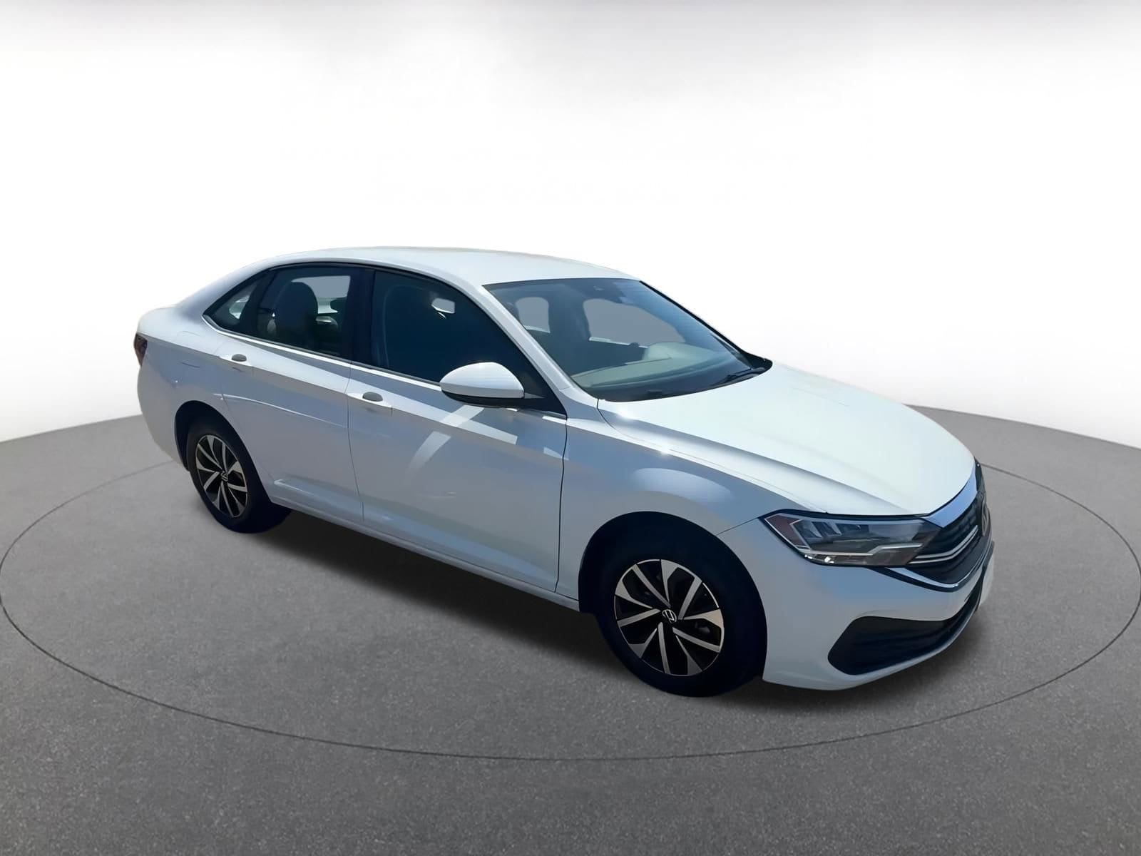 Thumbnail: 2024 Volkswagen Jetta - 2