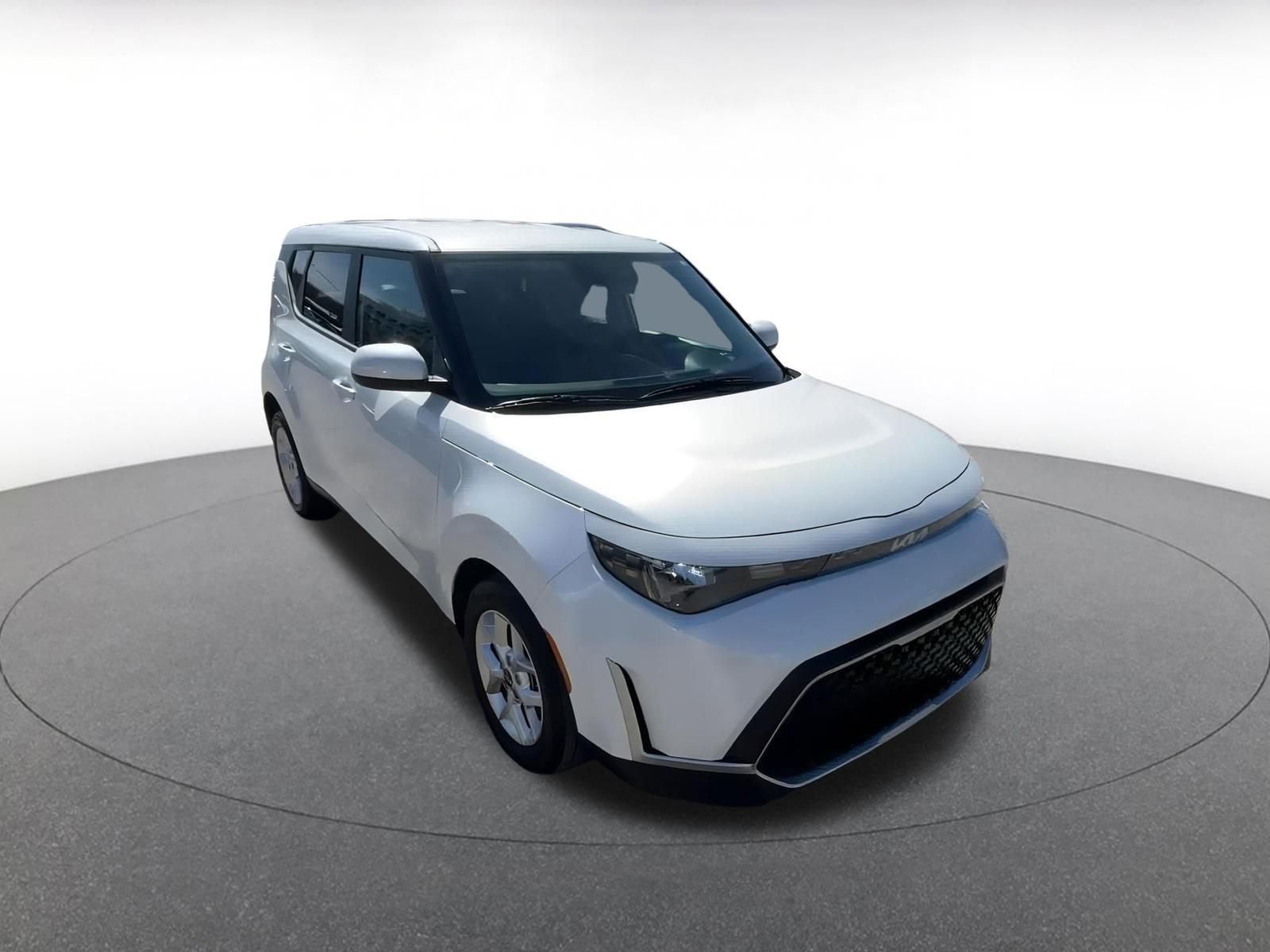 2024 Kia Soul LX 3