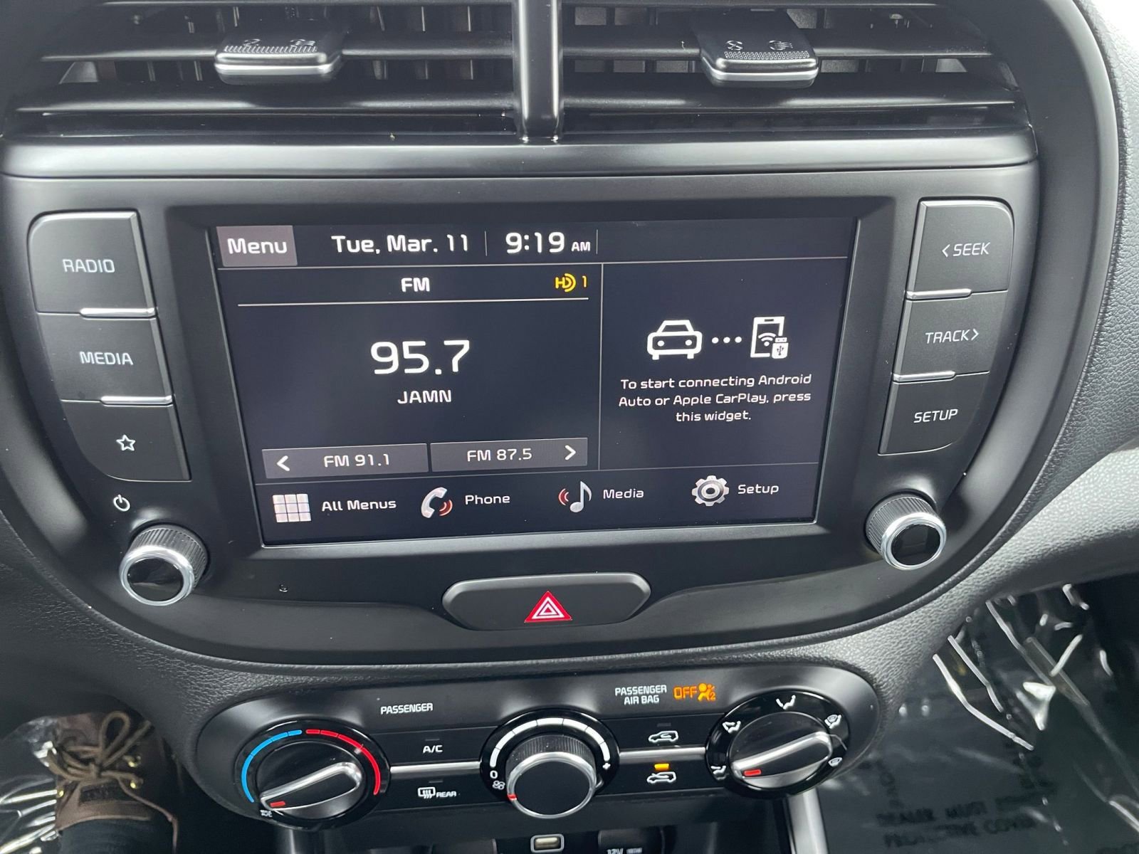 2024 Kia Soul LX 21