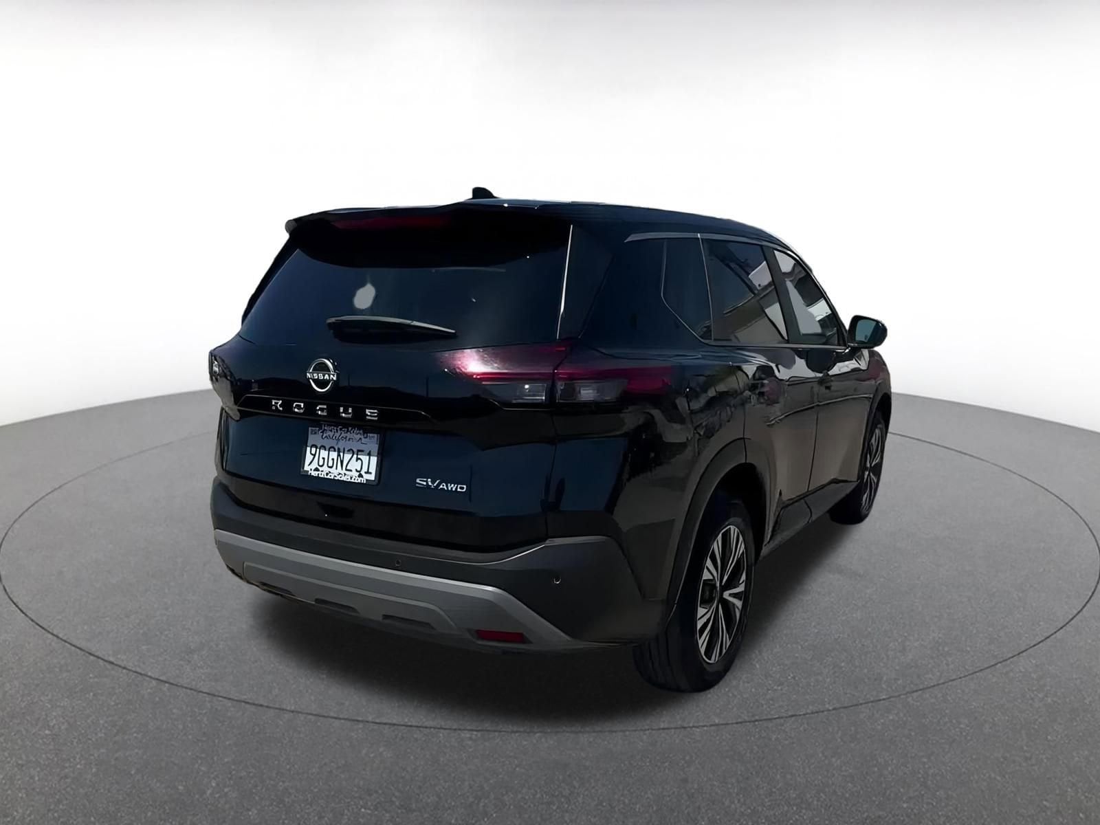 Thumbnail: 2023 Nissan Rogue - 13