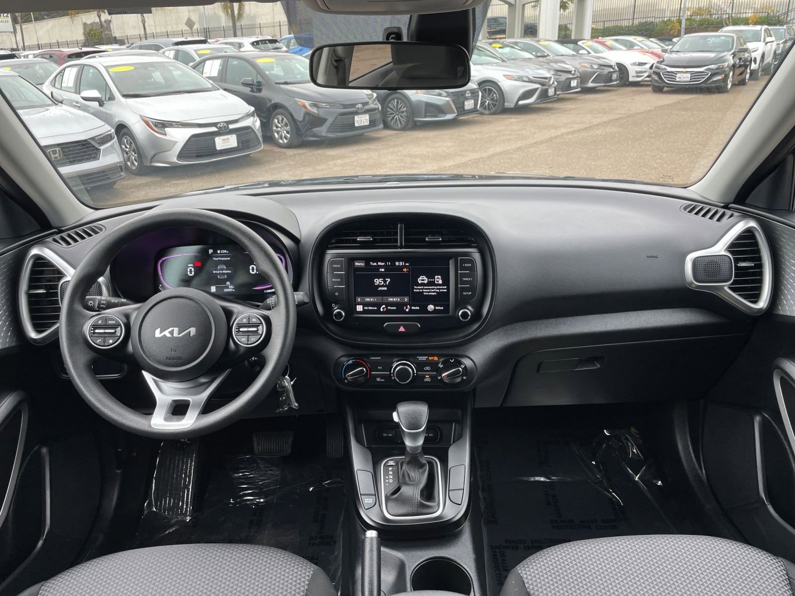 2024 Kia Soul LX 31