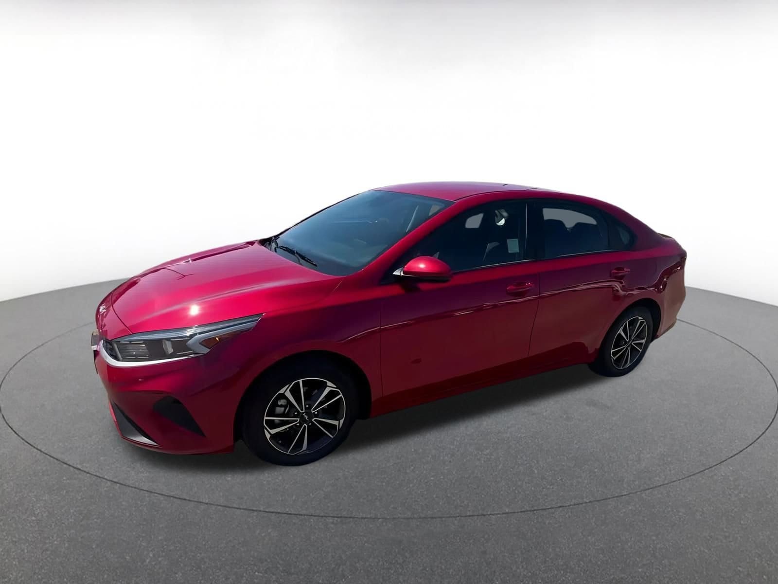 Thumbnail: 2024 Kia Forte - 6