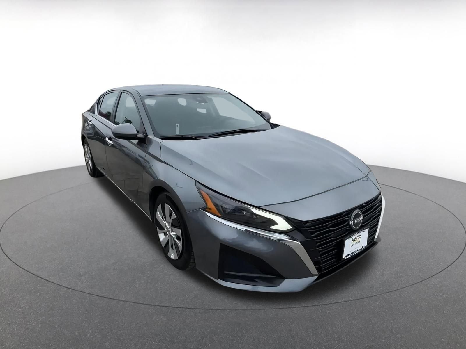 2023 Nissan Altima S 2