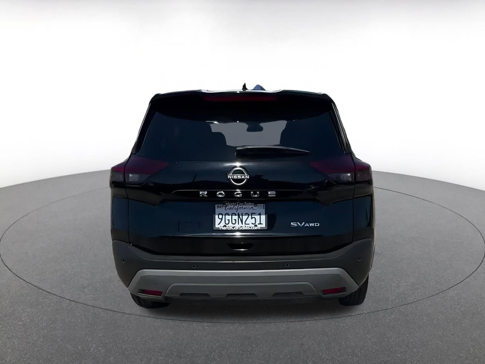 Thumbnail: 2023 Nissan Rogue - 12