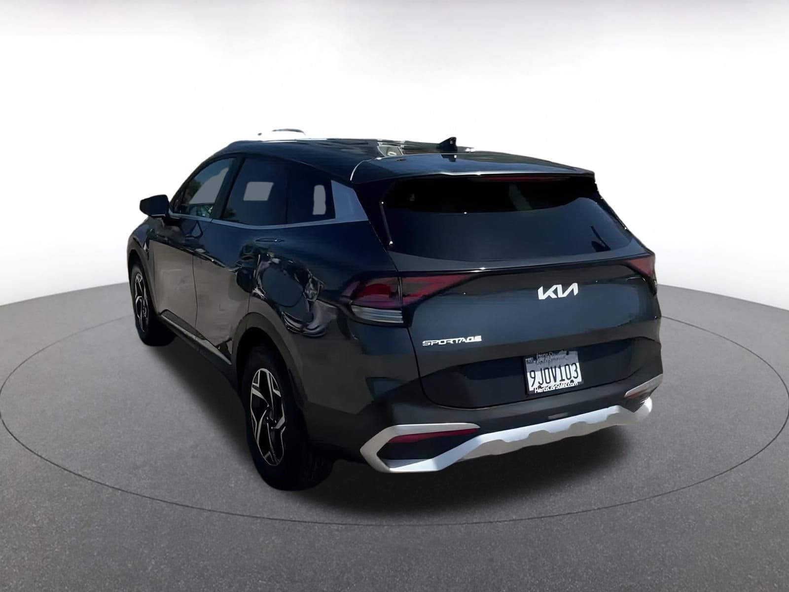 2024 Kia Sportage LX 11