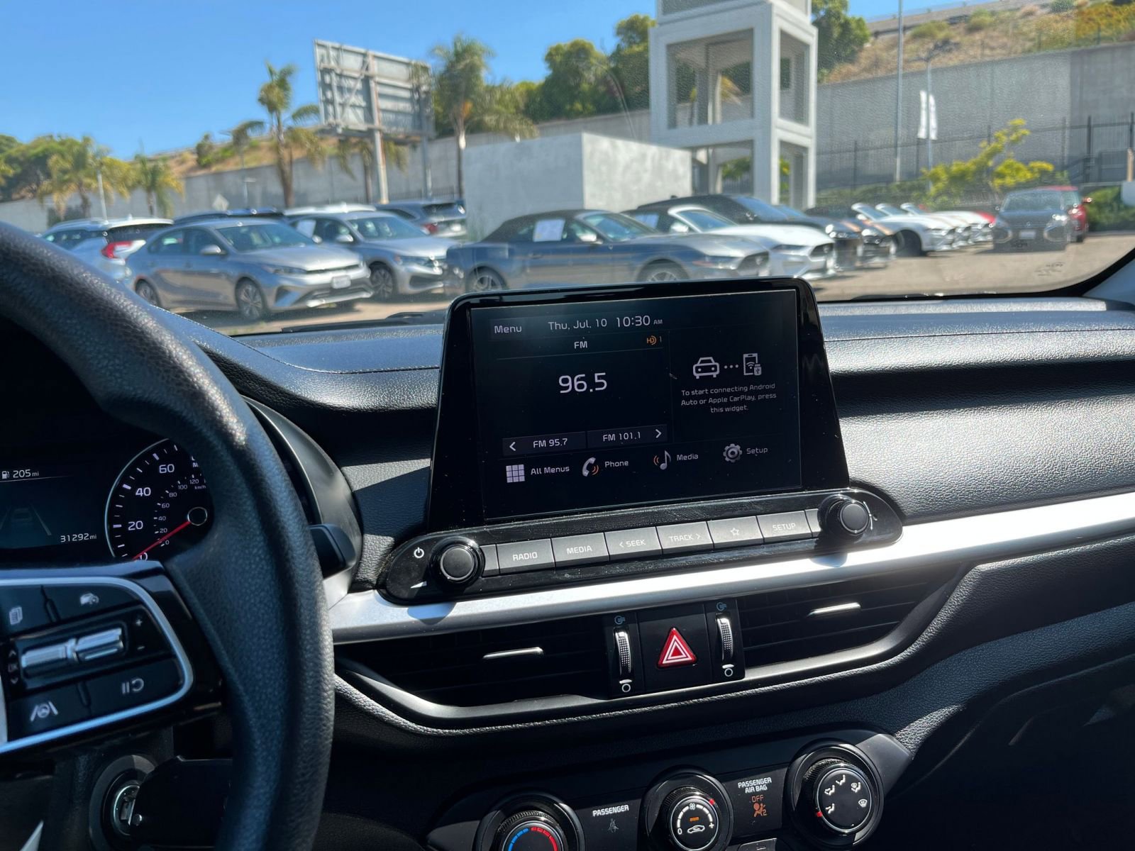 Thumbnail: 2024 Kia Forte - 21