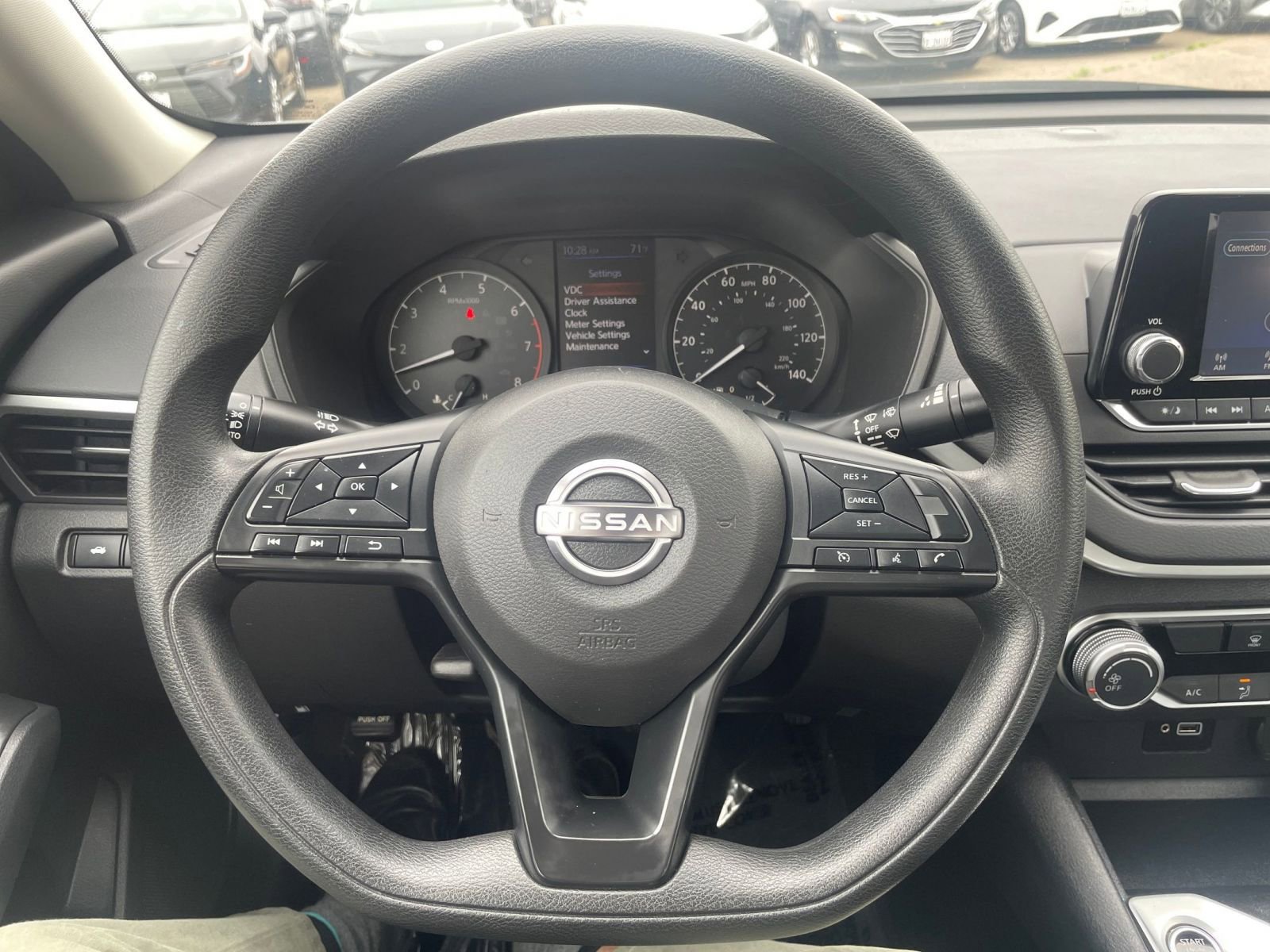 2023 Nissan Altima S 28