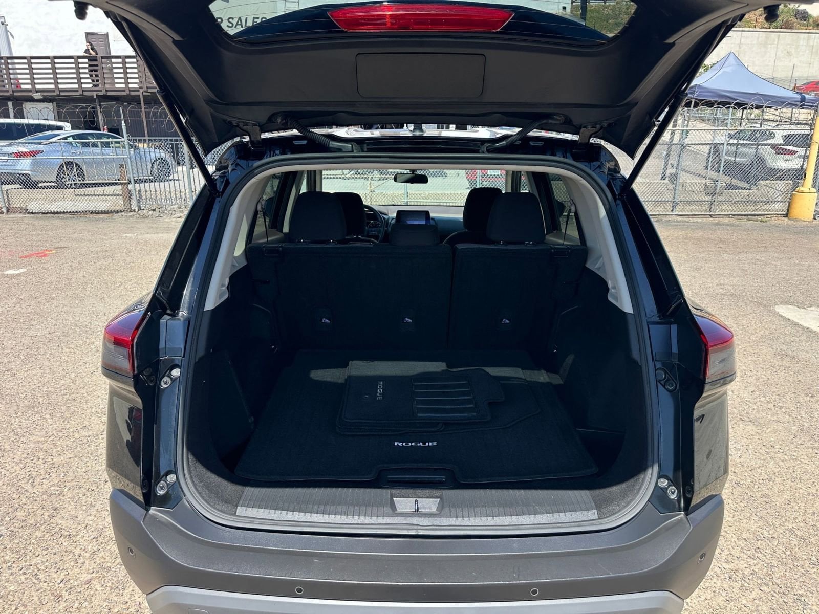 Thumbnail: 2023 Nissan Rogue - 31