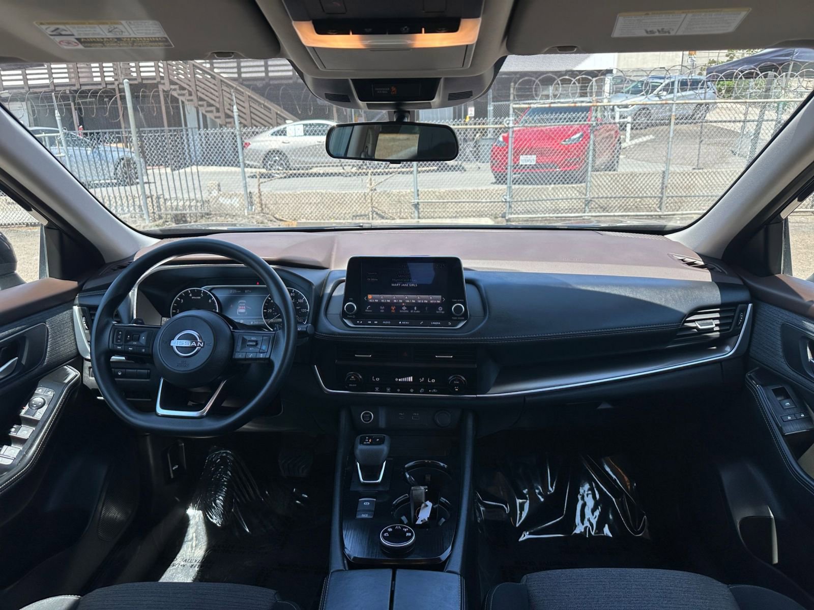 Thumbnail: 2023 Nissan Rogue - 33