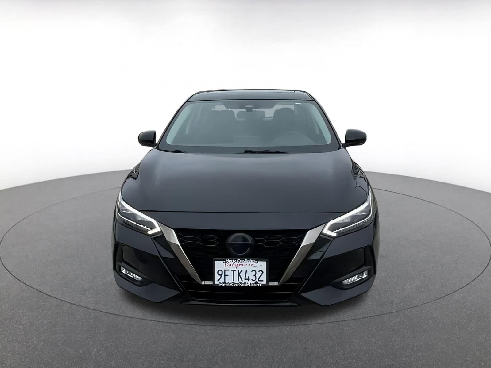 Thumbnail: 2021 Nissan Sentra - 3