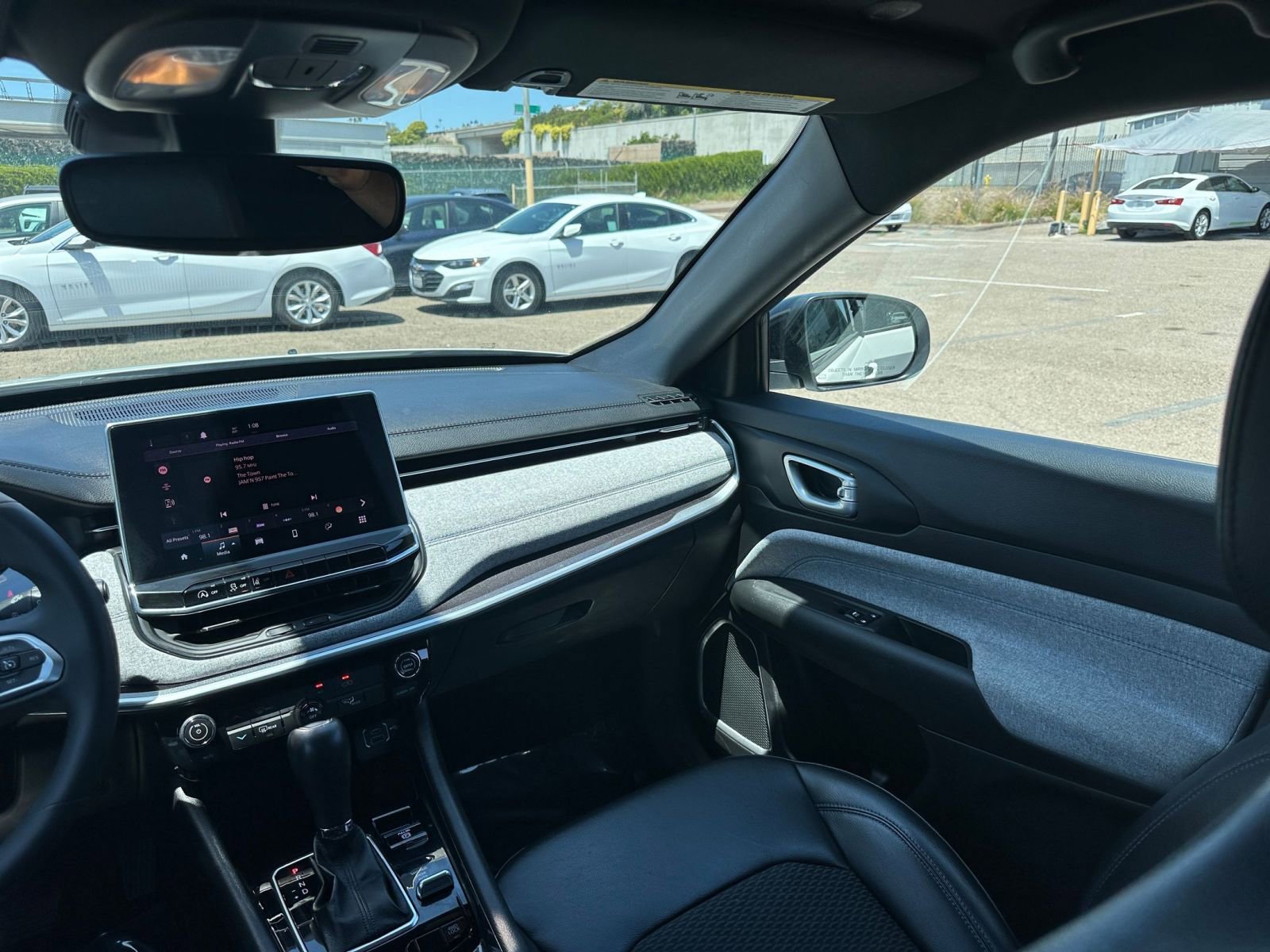 Thumbnail: 2023 Jeep Compass - 34
