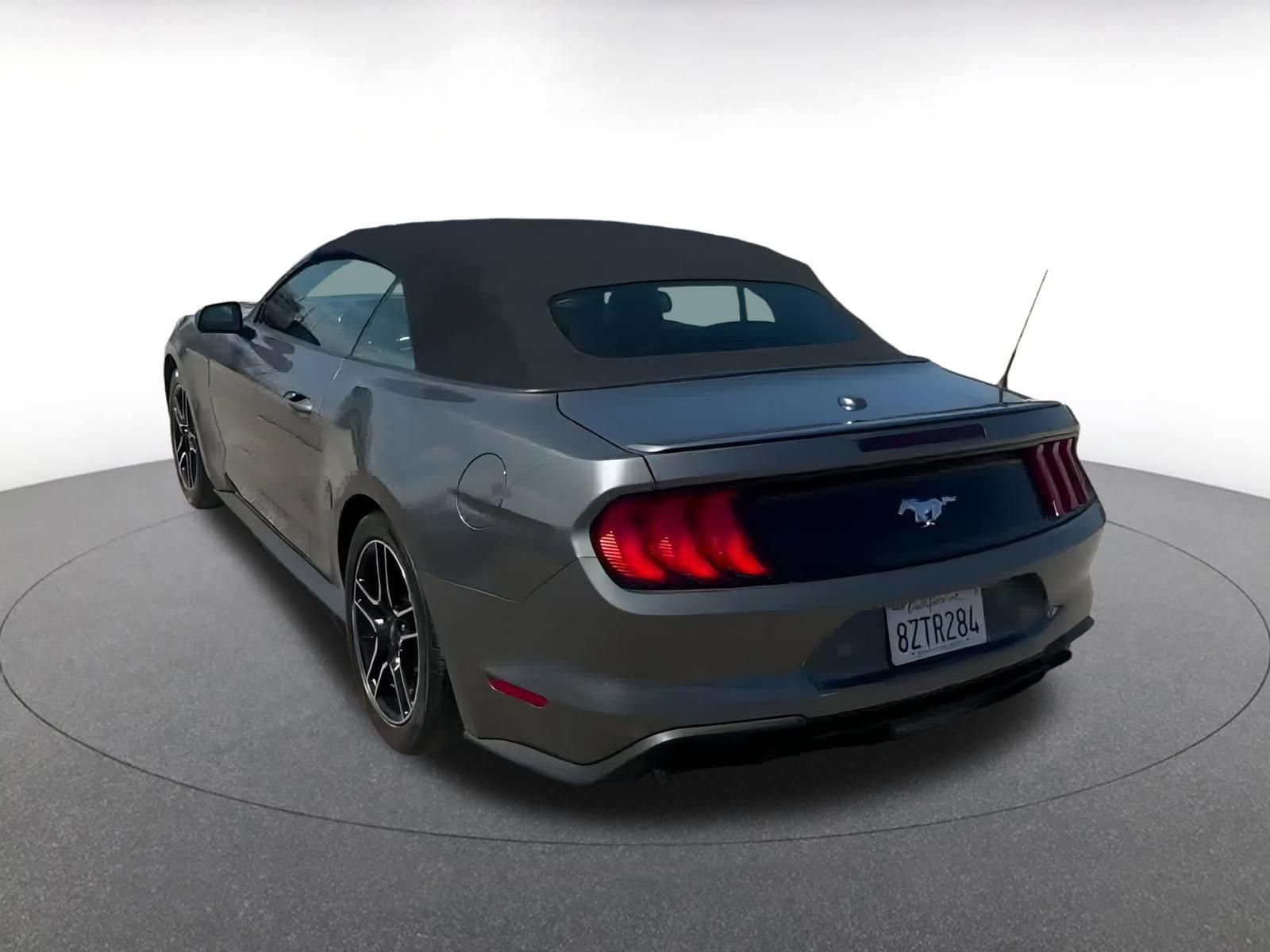 Thumbnail: 2022 Ford Mustang - 11