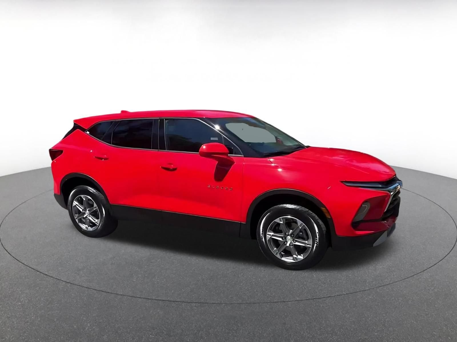 Thumbnail: 2026 Chevrolet Blazer - 2