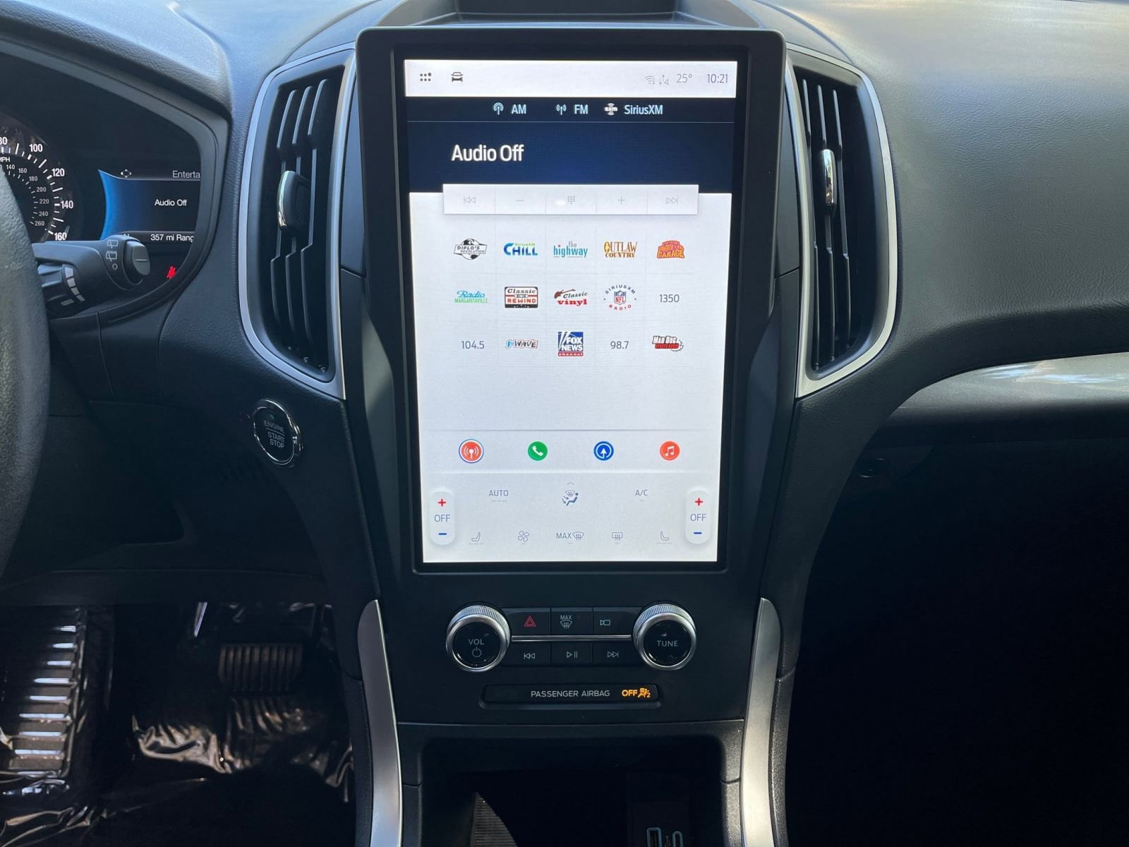 Thumbnail: 2024 Ford Edge - 18