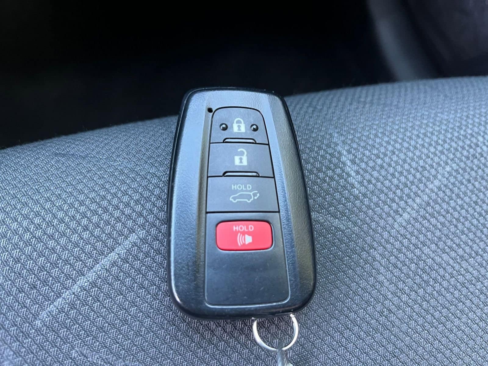 Thumbnail: 2025 Toyota RAV4 - 22