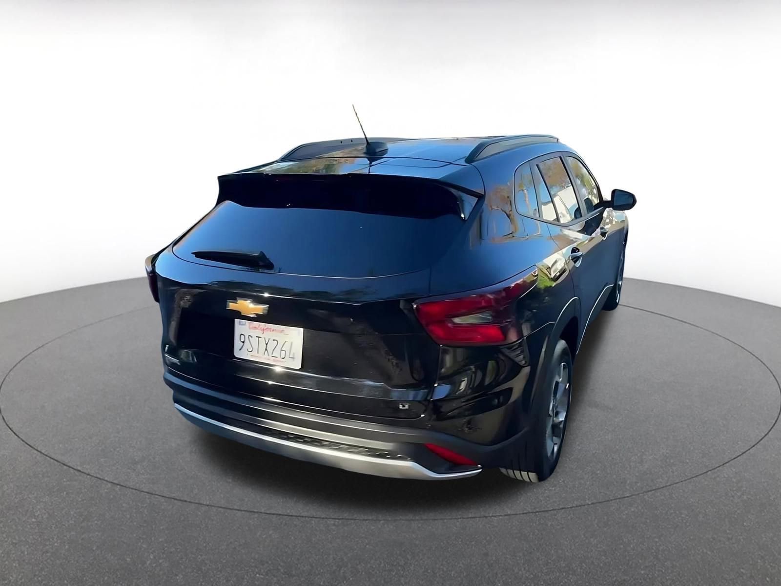 Thumbnail: 2025 Chevrolet Trax - 14