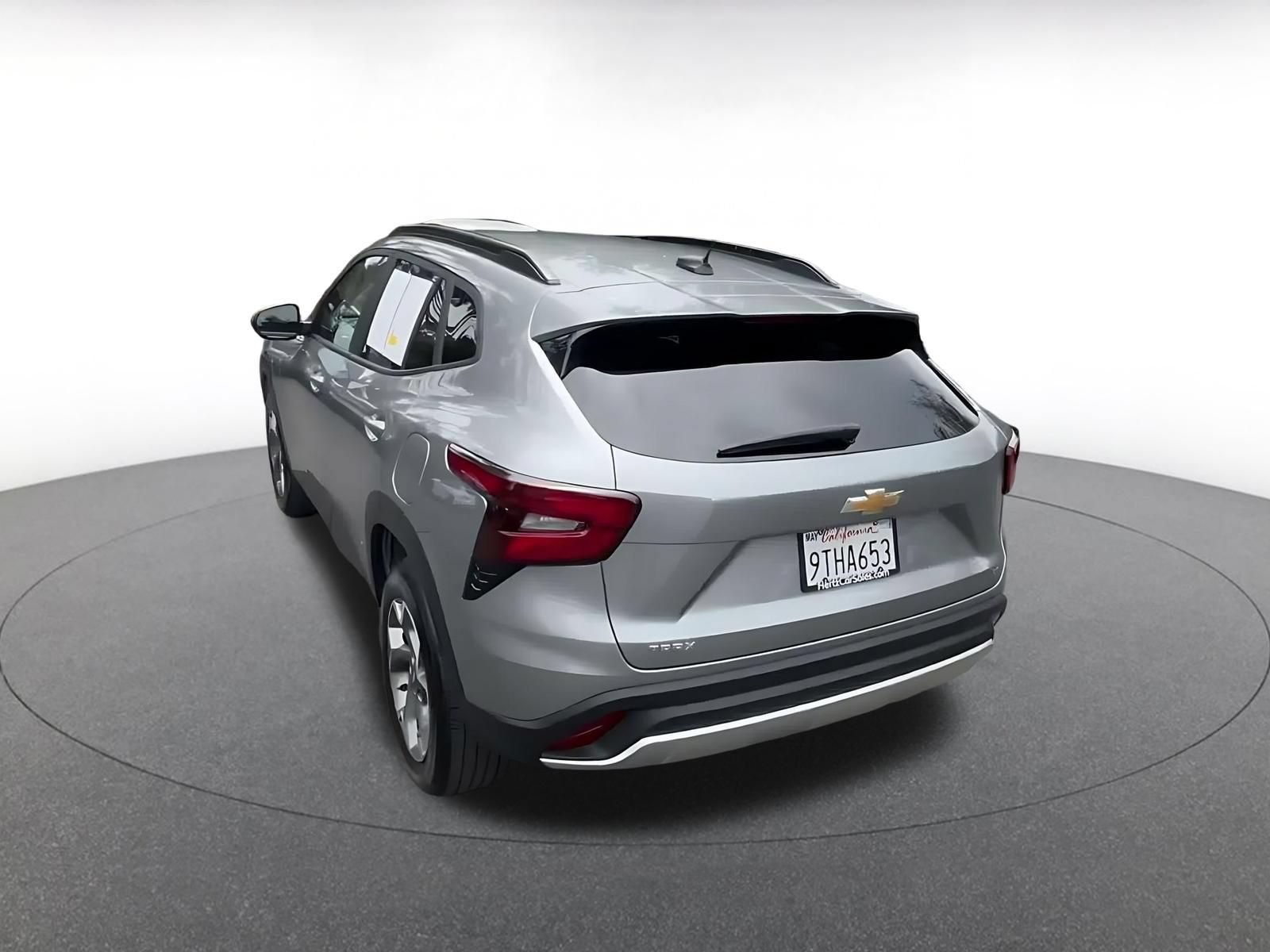 Thumbnail: 2025 Chevrolet Trax - 9
