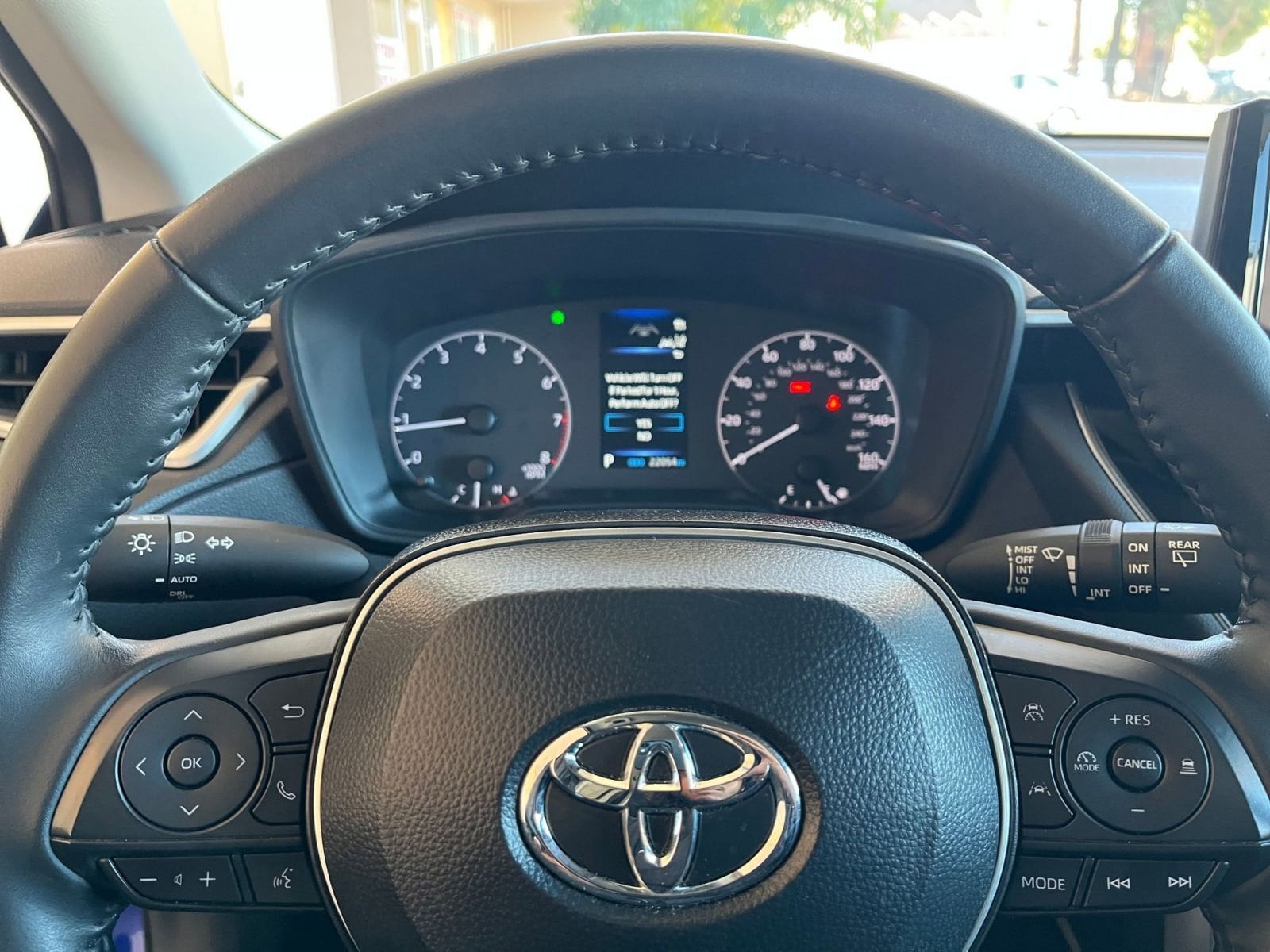 Thumbnail: 2025 Toyota Corolla Cross - 25