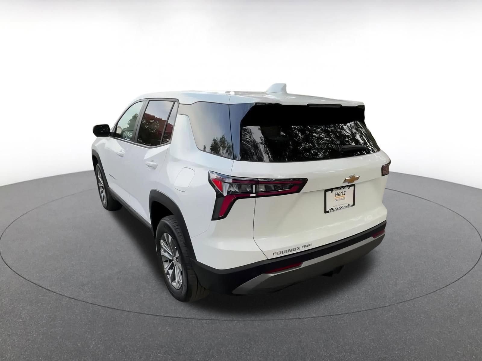 Thumbnail: 2025 Chevrolet Equinox - 11