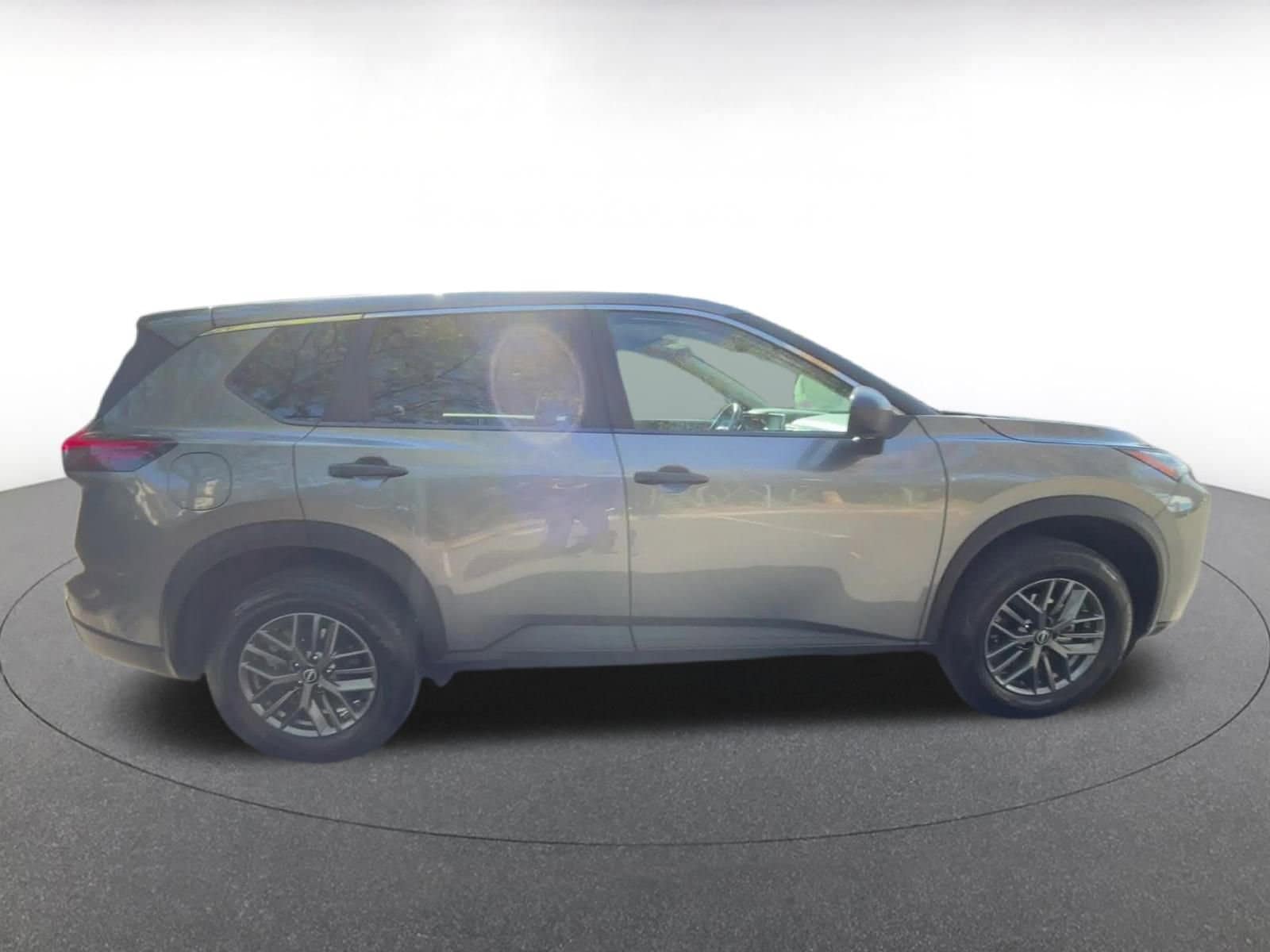 2024 Nissan Rogue S 13