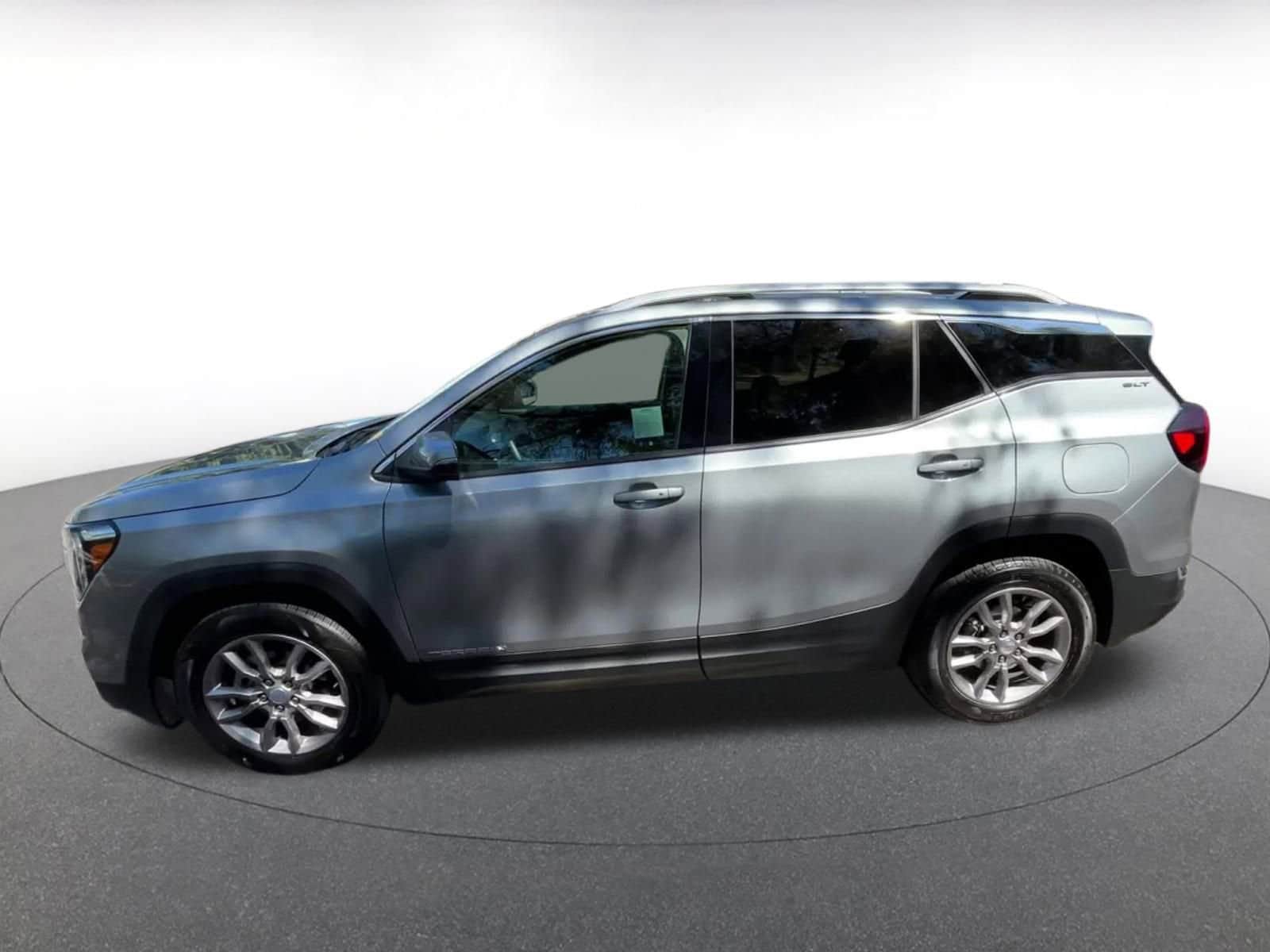 Thumbnail: 2024 GMC Terrain - 9