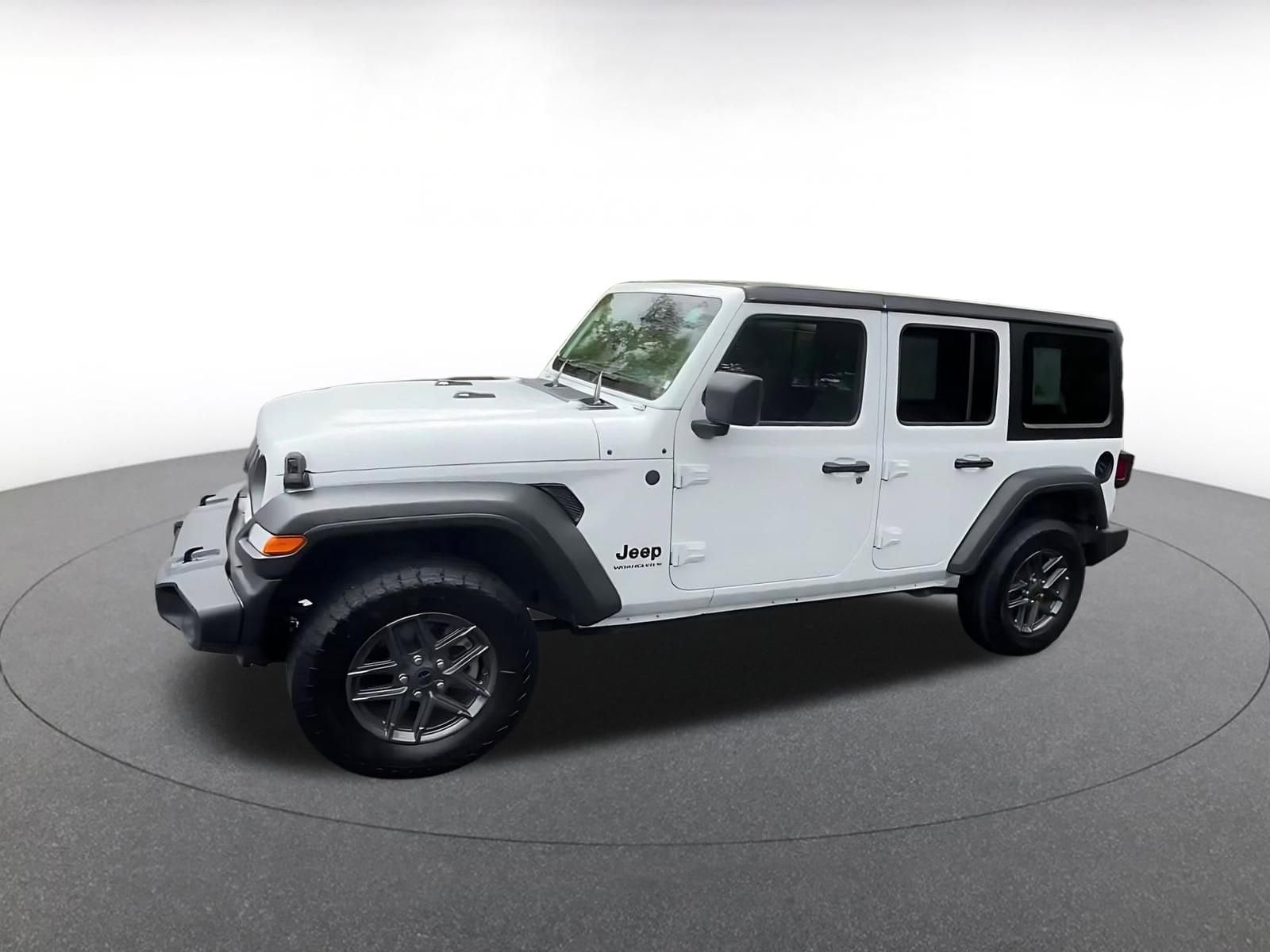 Thumbnail: 2025 Jeep Wrangler - 8