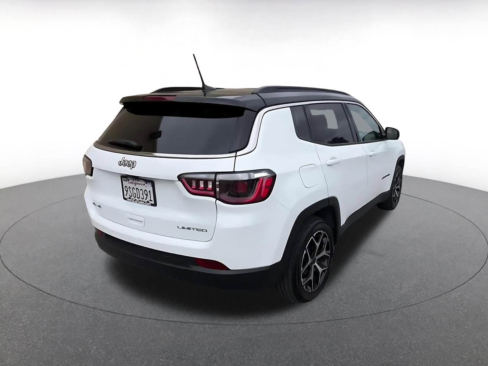 Thumbnail: 2025 Jeep Compass - 14