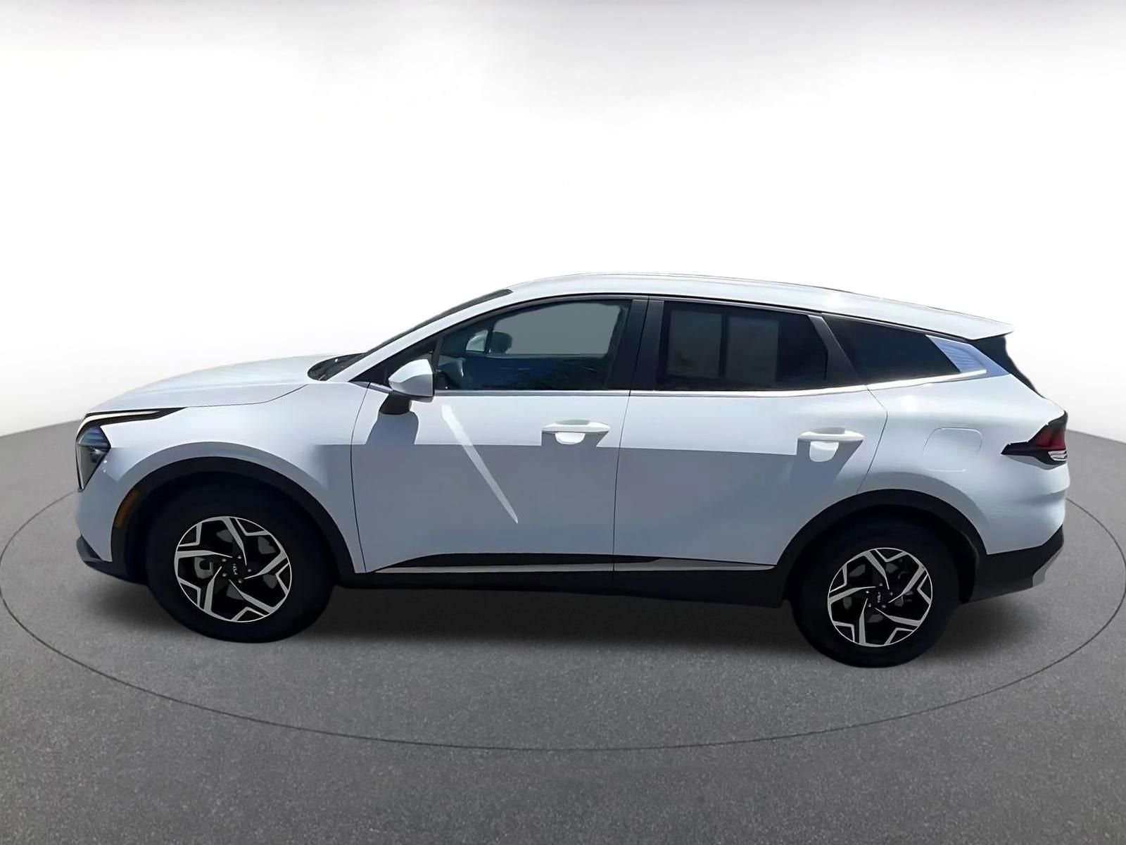 Thumbnail: 2025 Kia Sportage - 10