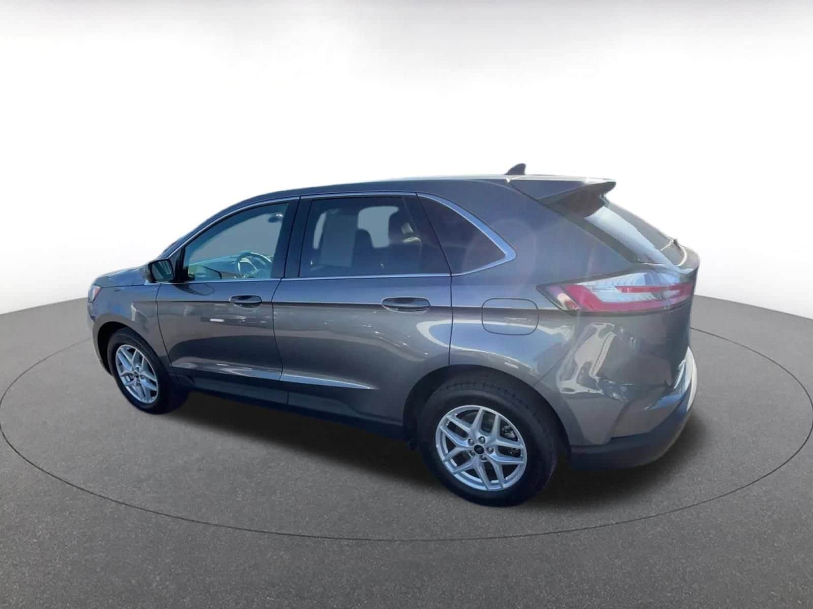 Thumbnail: 2024 Ford Edge - 8