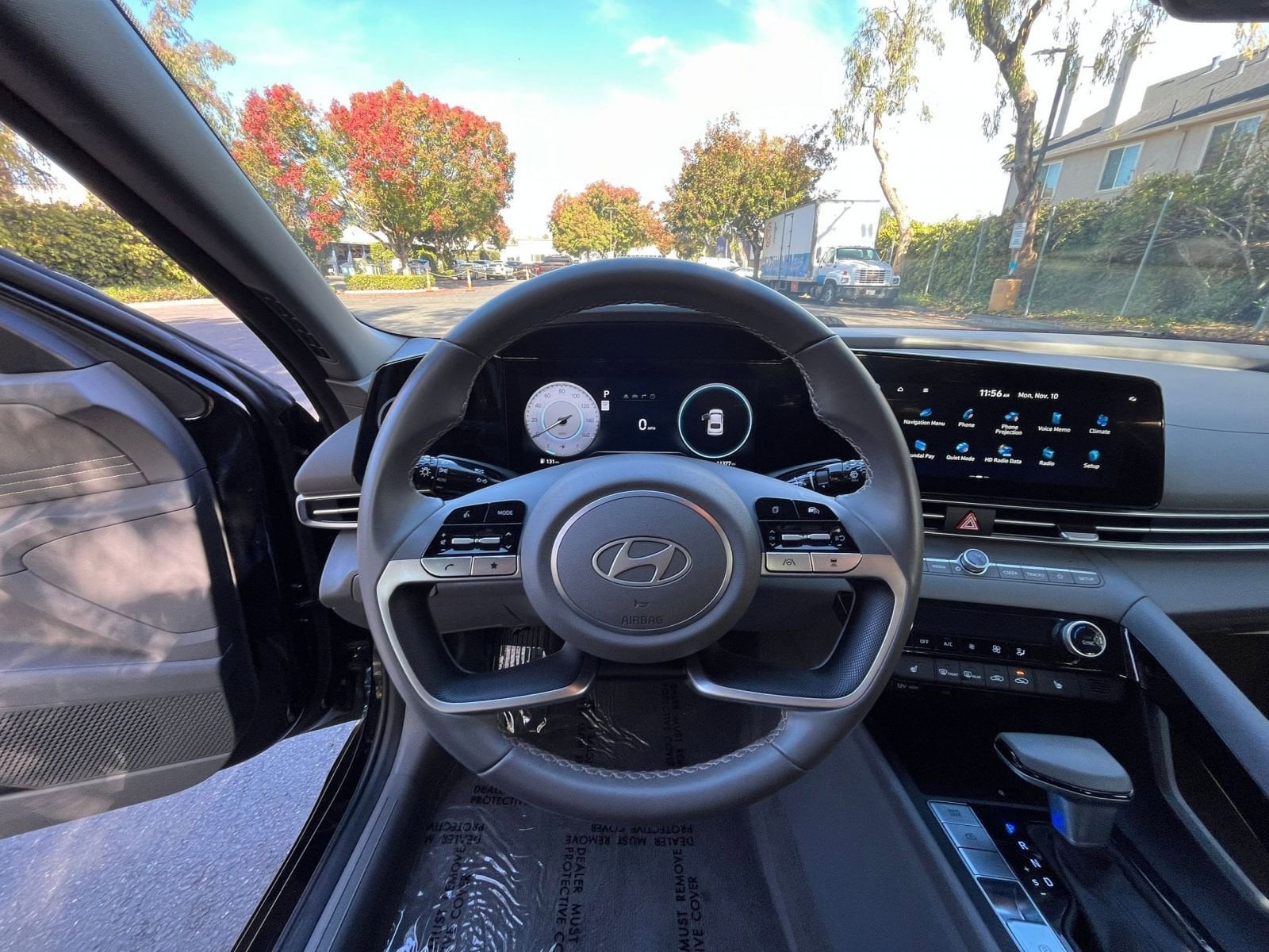 Thumbnail: 2025 Hyundai Elantra - 32