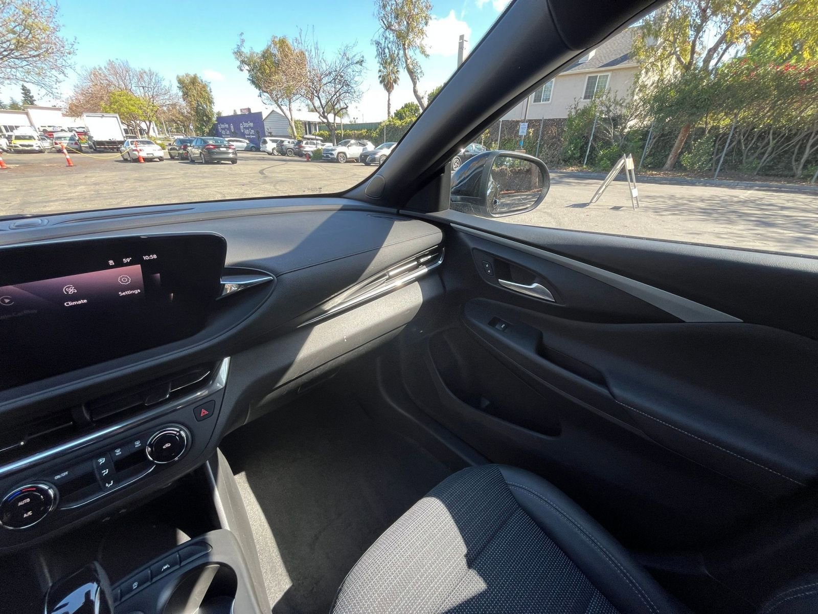 Thumbnail: 2025 Buick Envista - 34