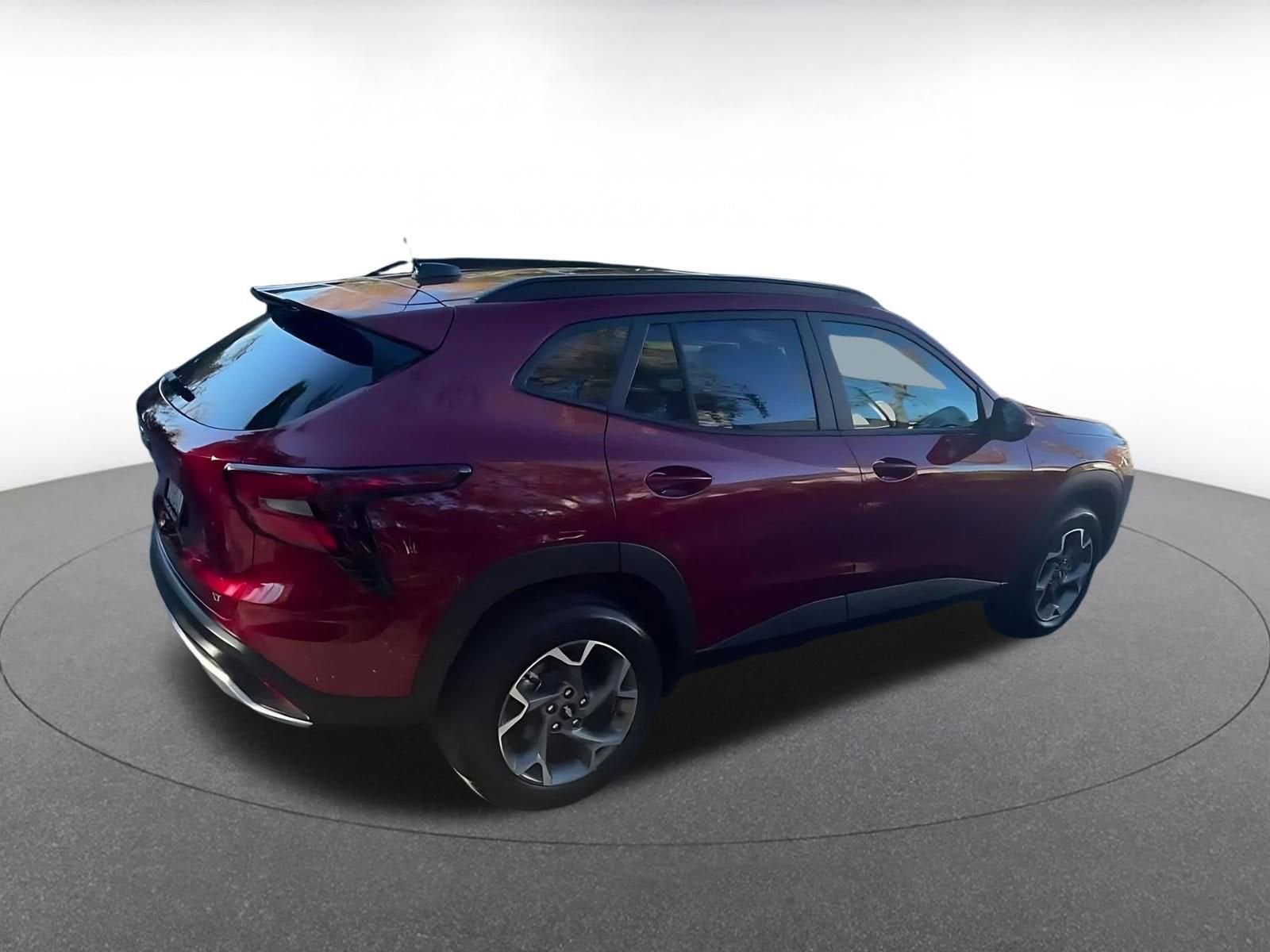 Thumbnail: 2025 Chevrolet Trax - 15