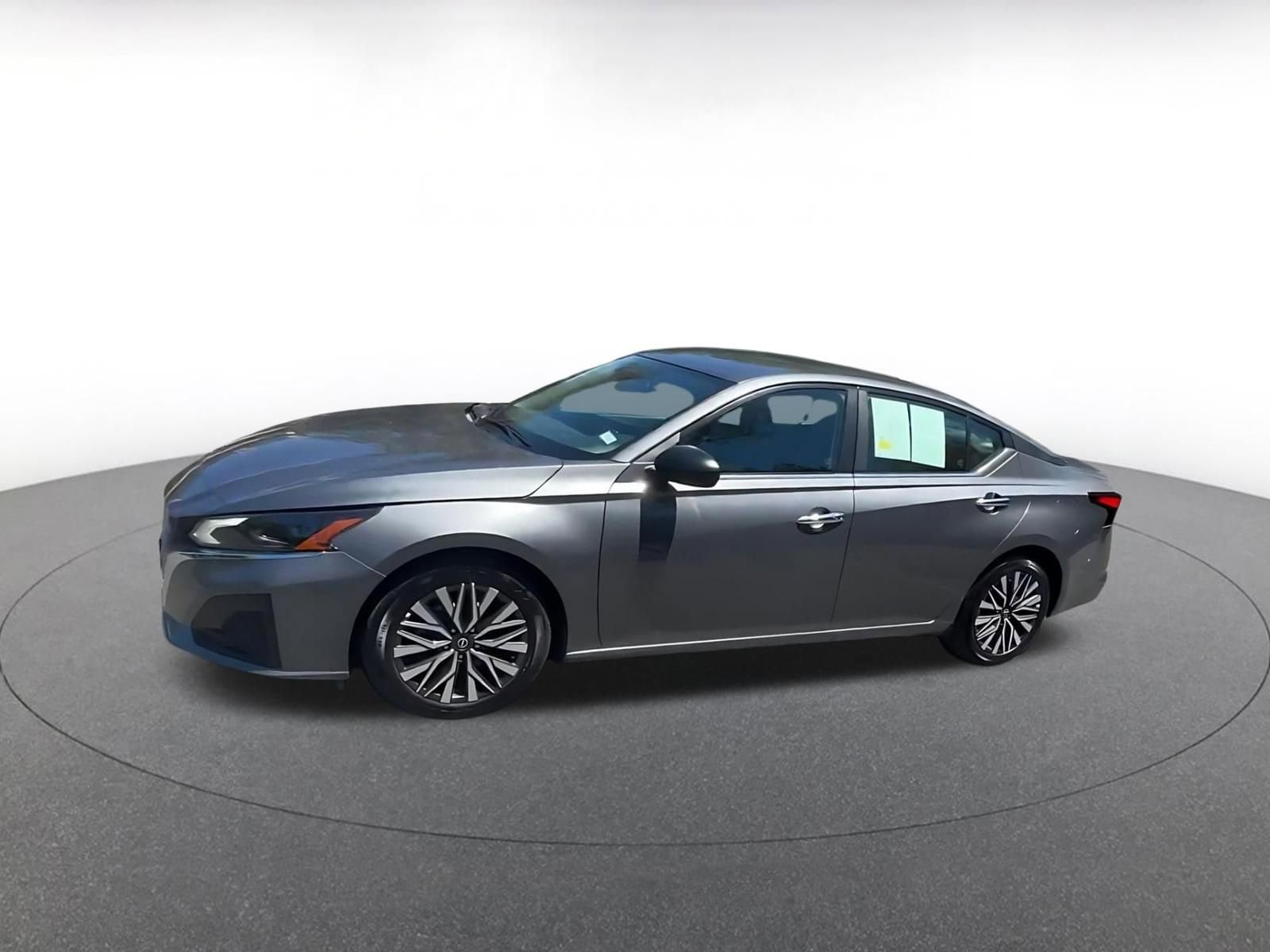 Thumbnail: 2025 Nissan Altima - 7