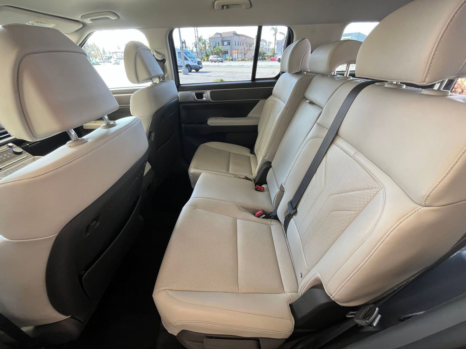 Thumbnail: 2025 Hyundai Santa Fe - 28