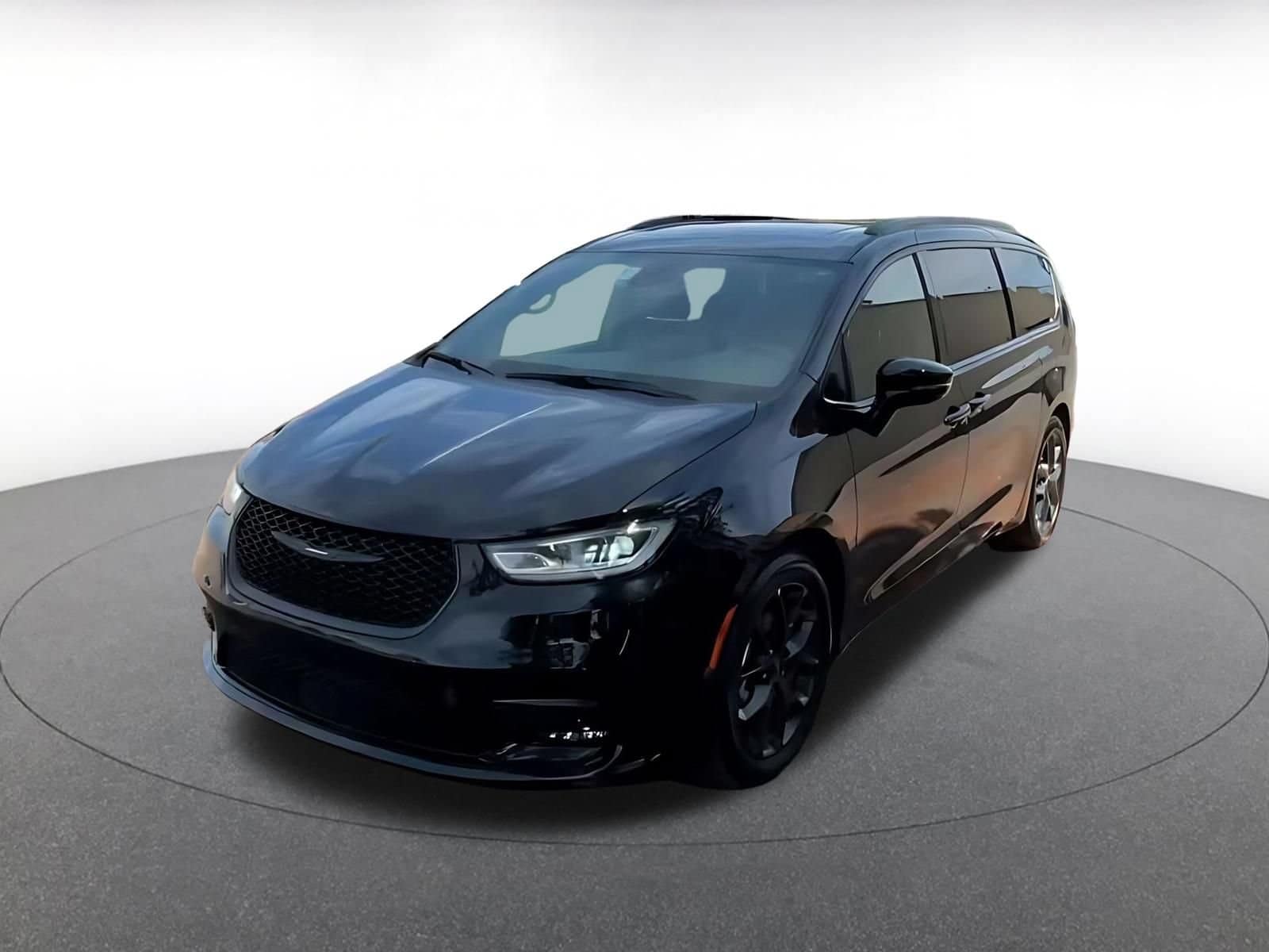 Thumbnail: 2025 Chrysler Pacifica - 5