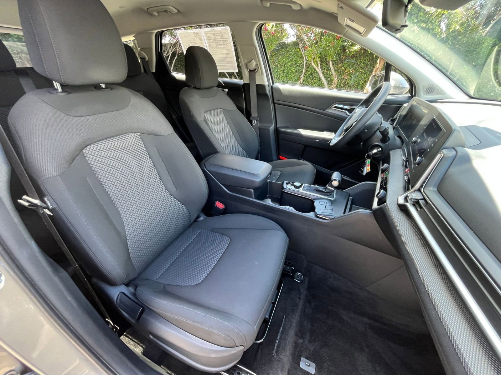Thumbnail: 2025 Kia Sportage - 34