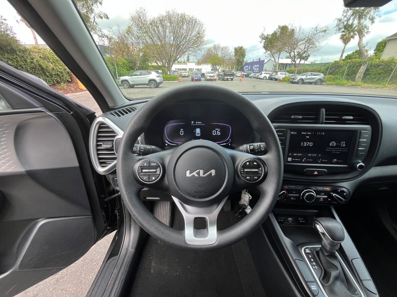 Thumbnail: 2025 Kia Soul - 32