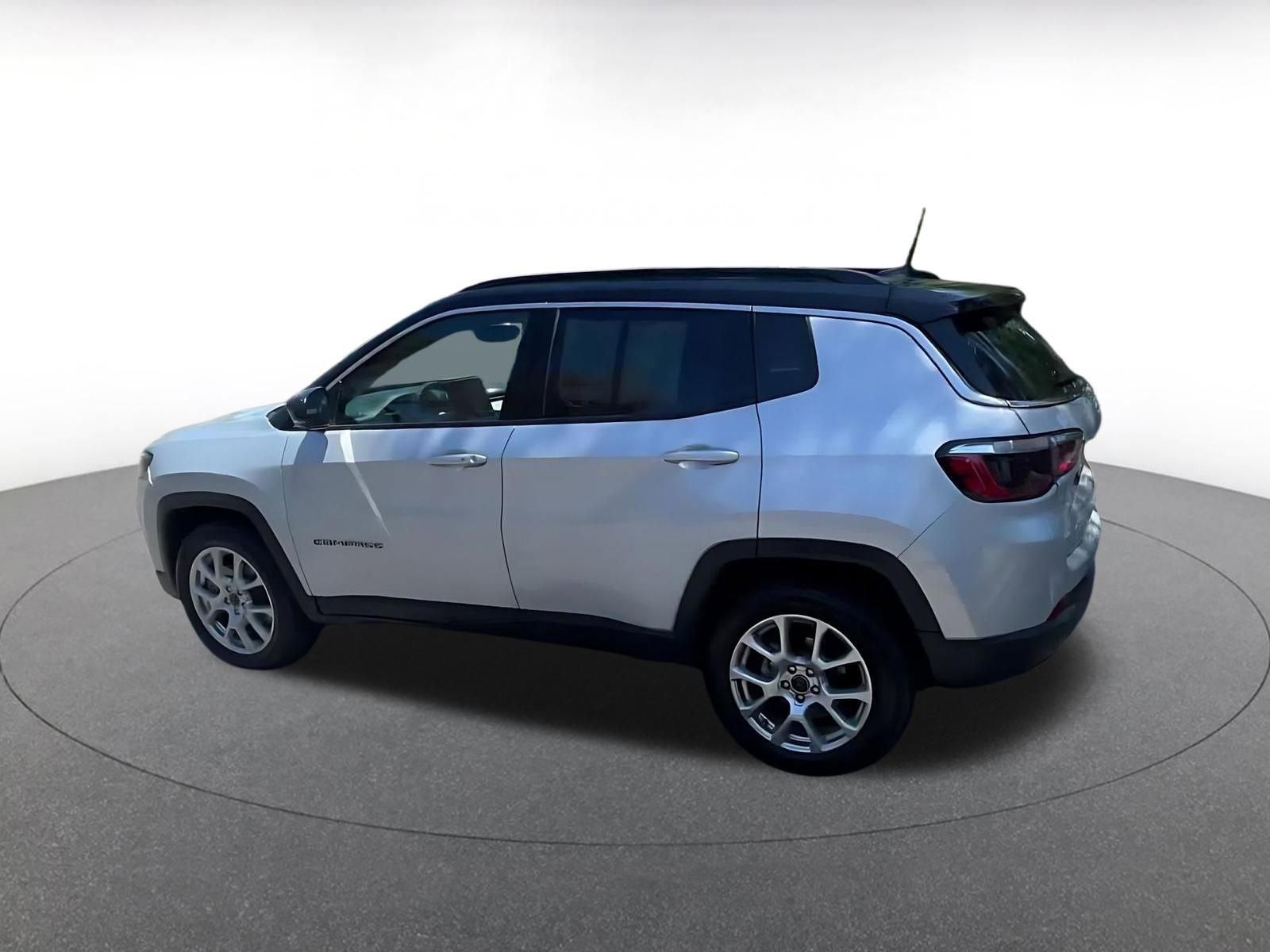 Thumbnail: 2025 Jeep Compass - 10