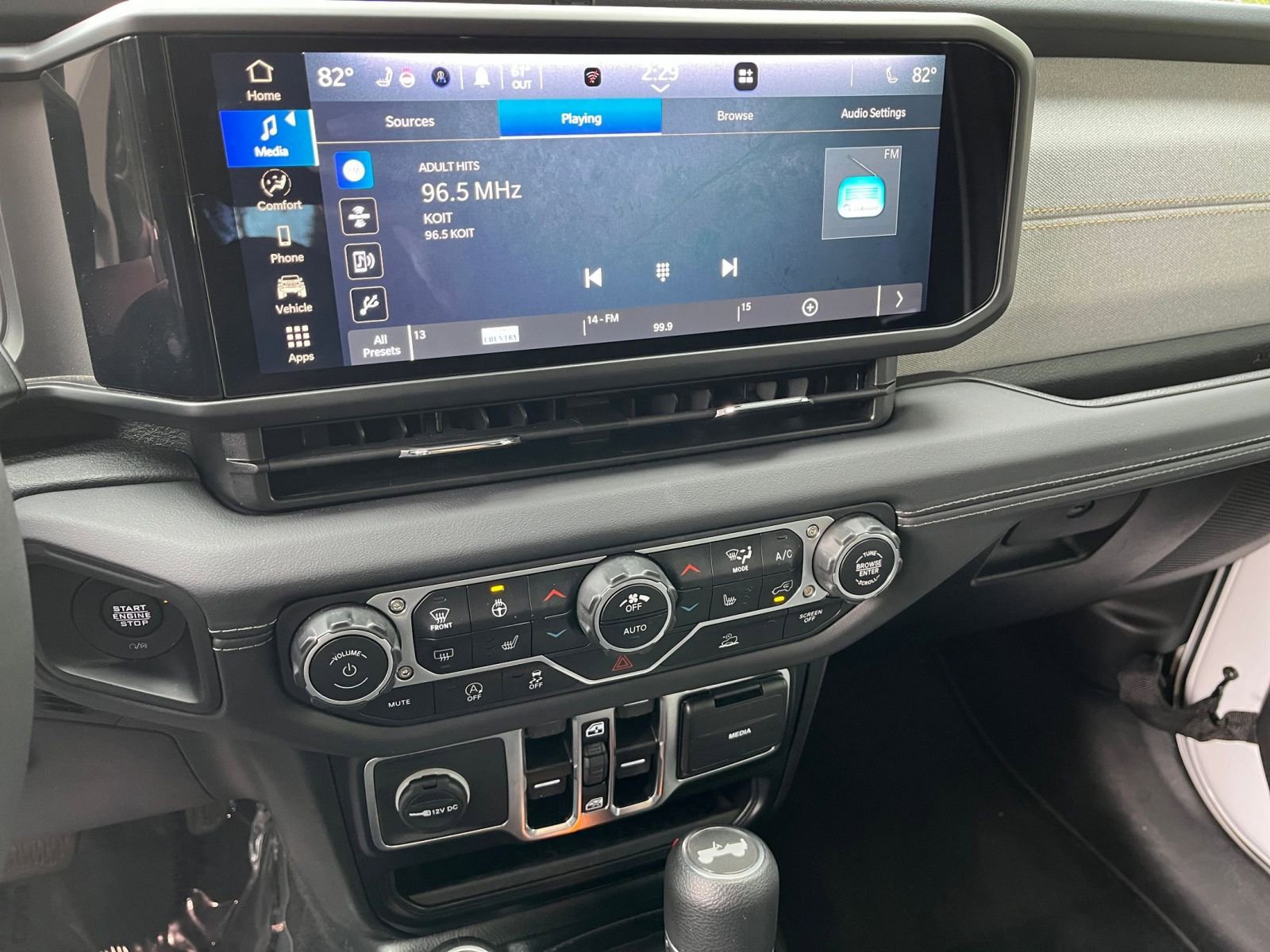 Thumbnail: 2025 Jeep Wrangler - 18