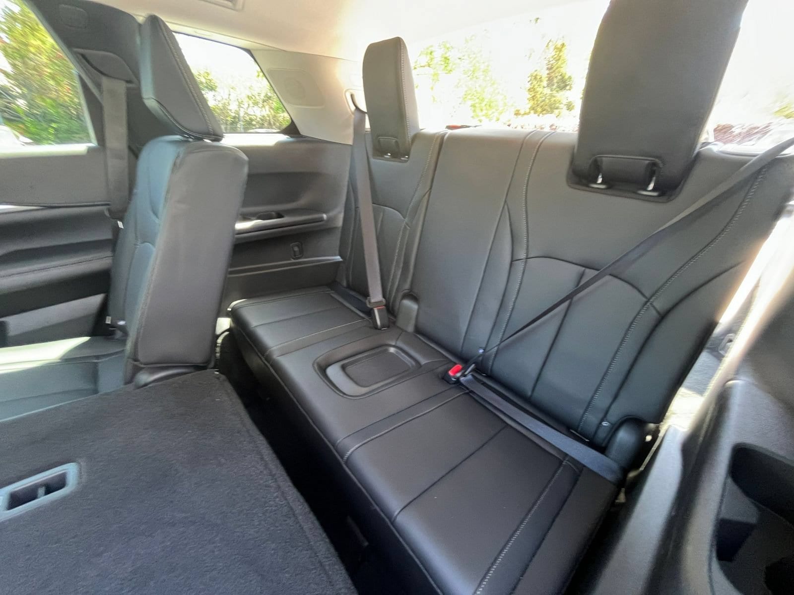 Thumbnail: 2026 INFINITI QX60 - 33