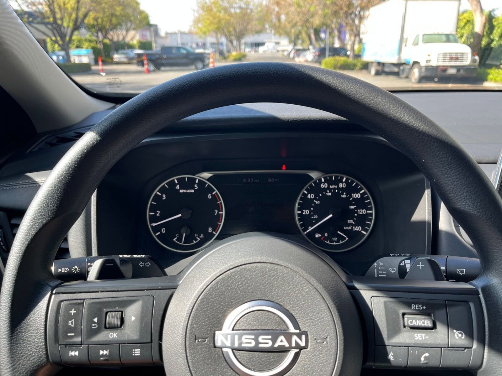 2024 Nissan Rogue S 22