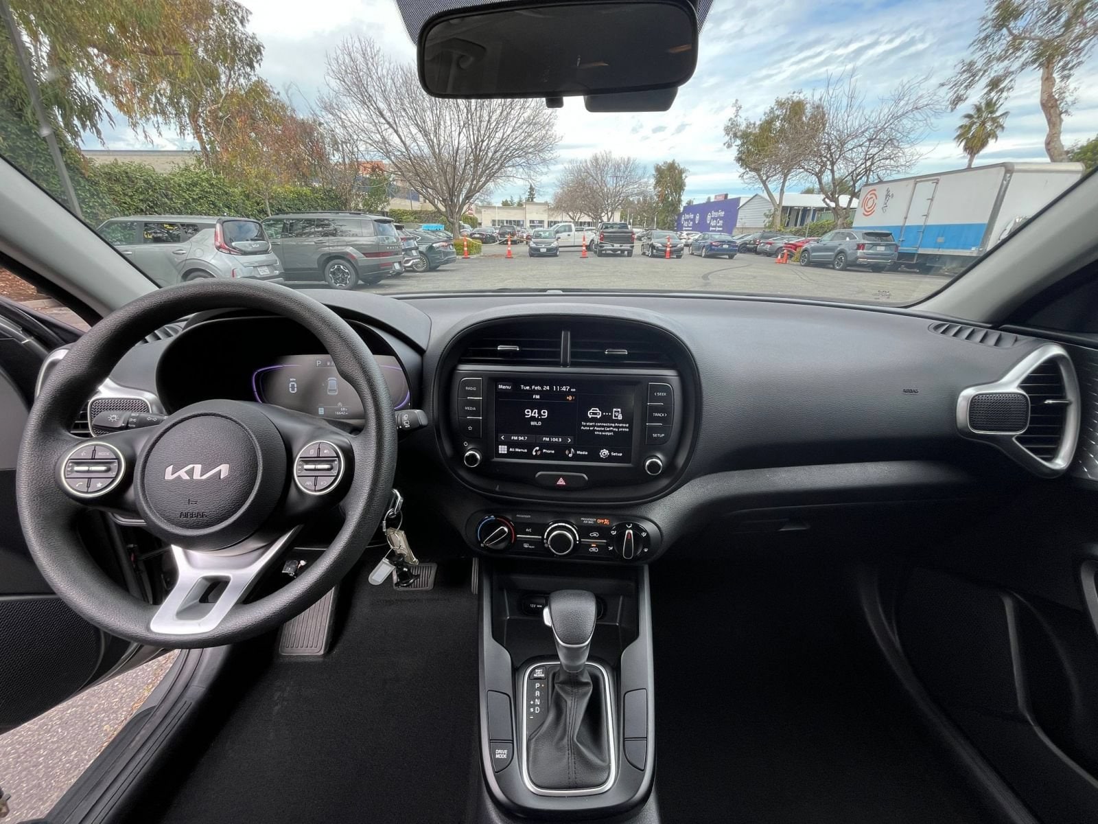 Thumbnail: 2025 Kia Soul - 30