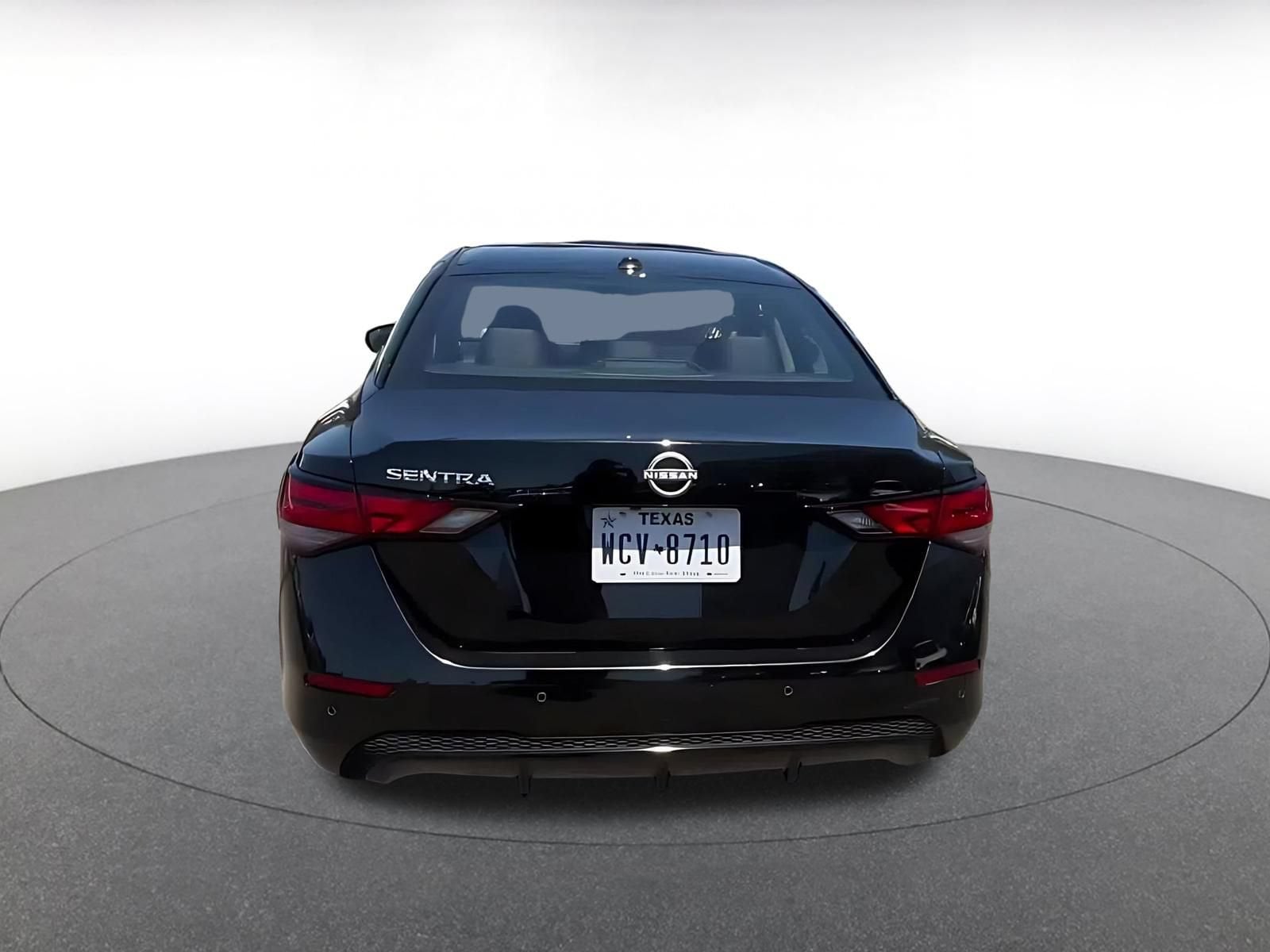Thumbnail: 2025 Nissan Sentra - 10