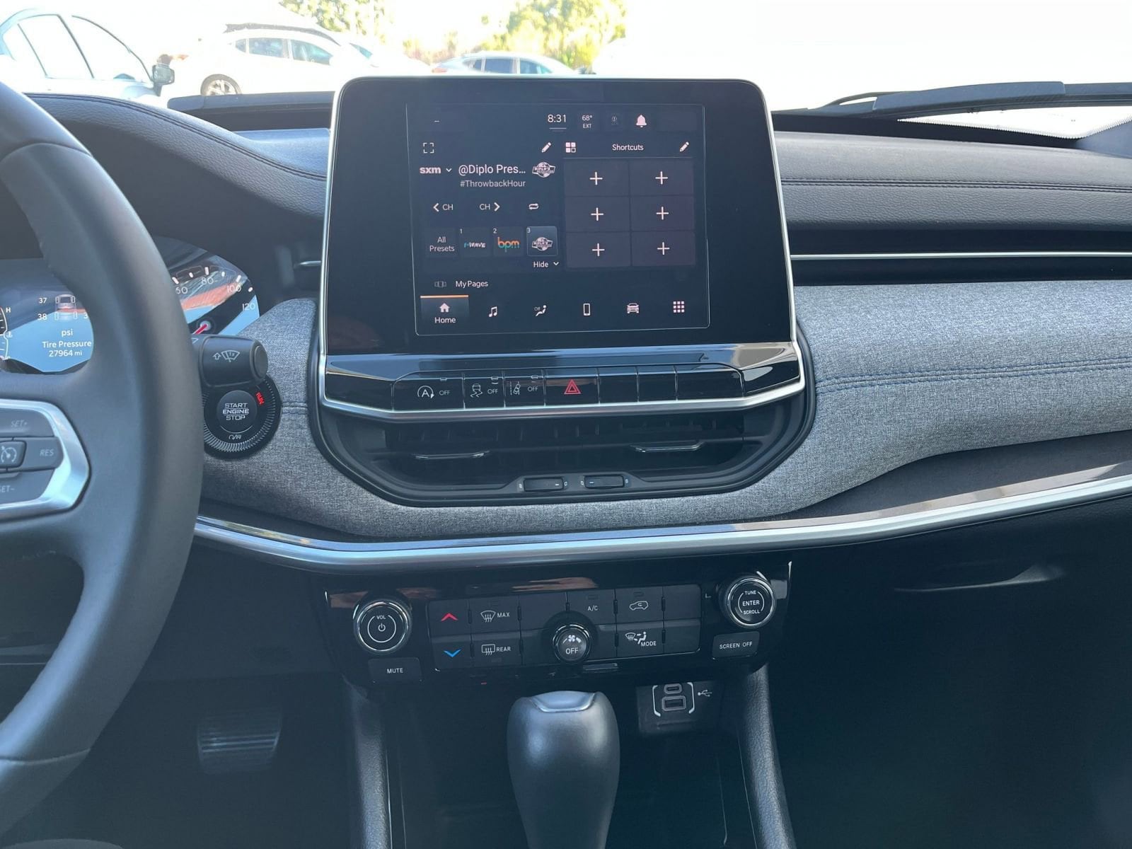 Thumbnail: 2025 Jeep Compass - 17