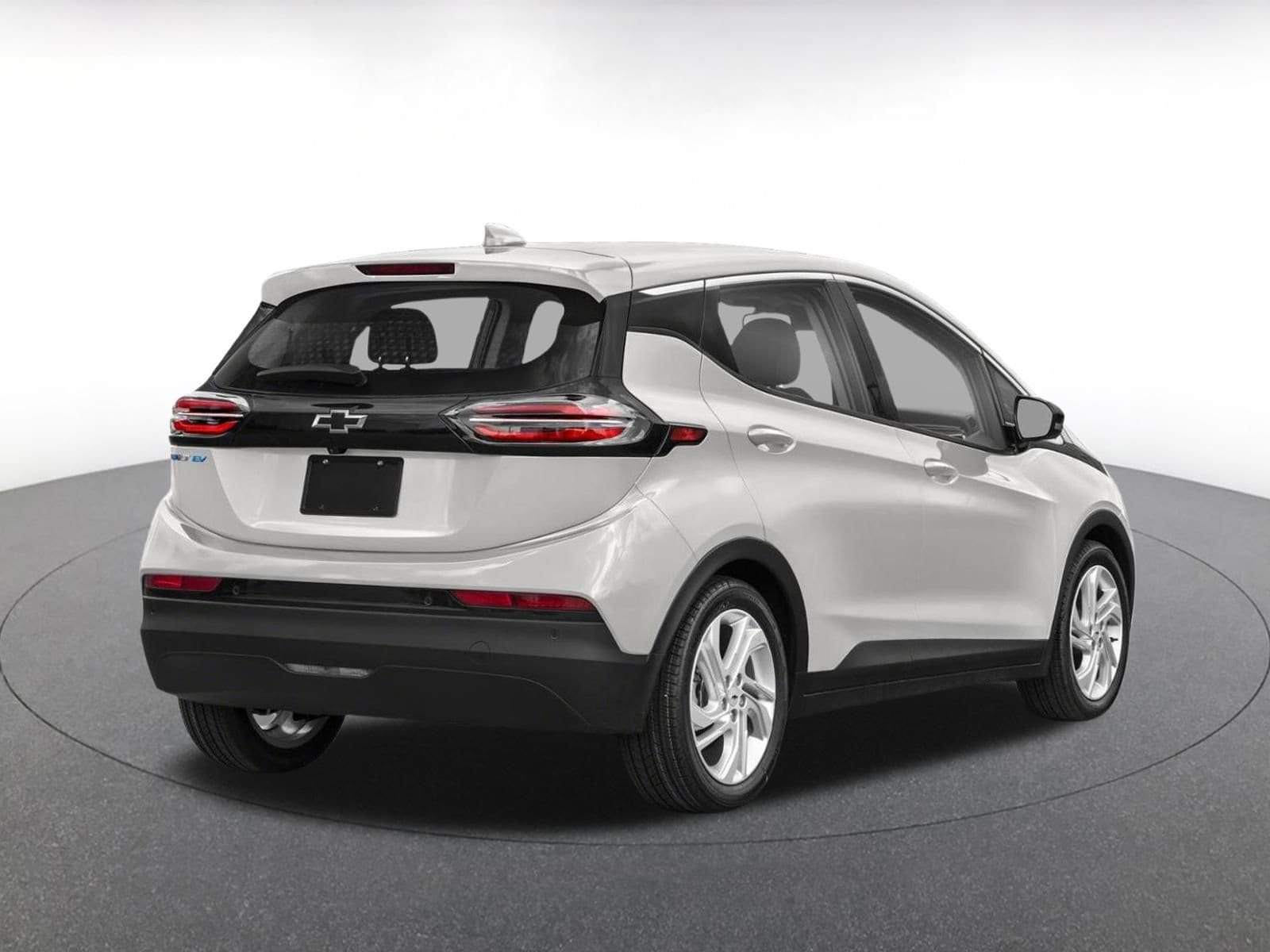 Thumbnail: 2023 Chevrolet Bolt EV - 2
