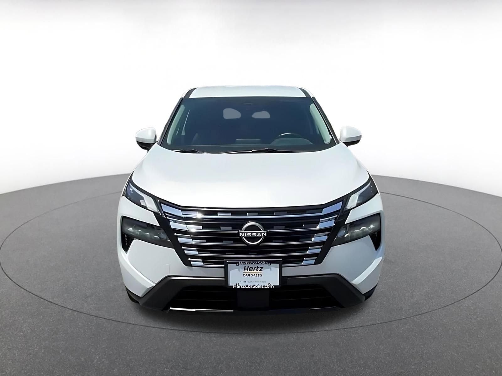 Thumbnail: 2025 Nissan Rogue - 4