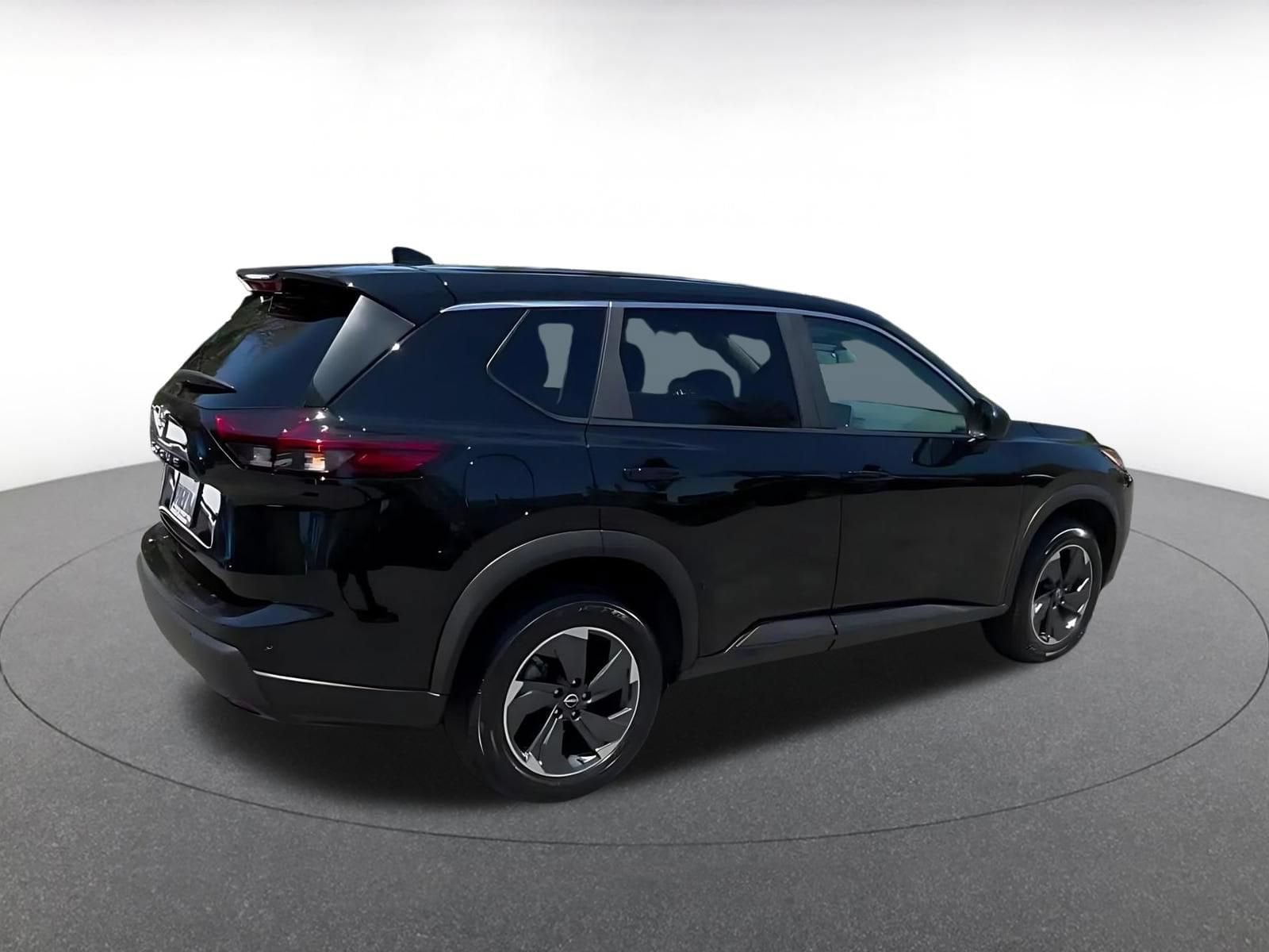 Thumbnail: 2025 Nissan Rogue - 15