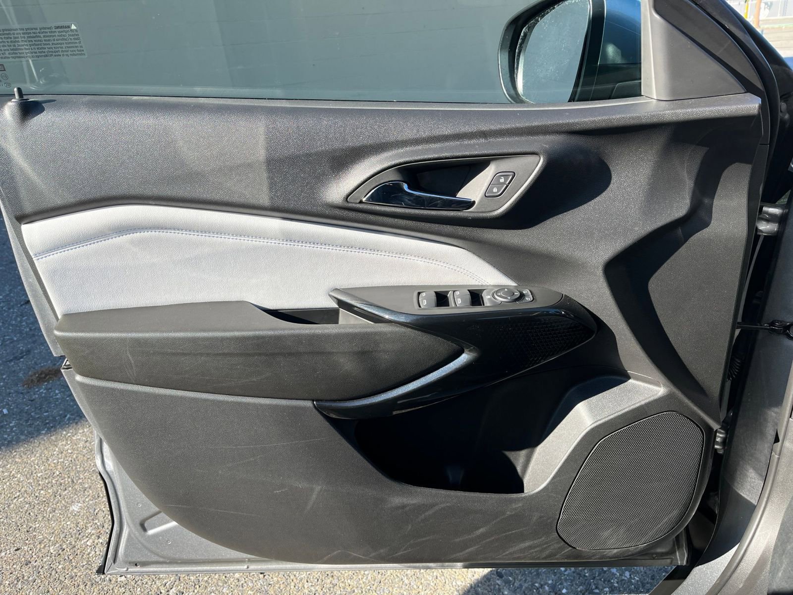 Thumbnail: 2025 Chevrolet Trax - 20