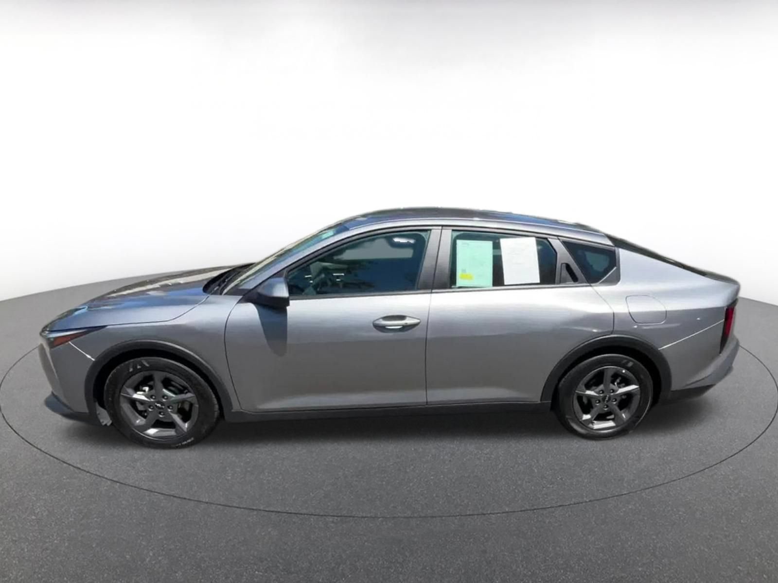 Thumbnail: 2025 Kia K4 - 10