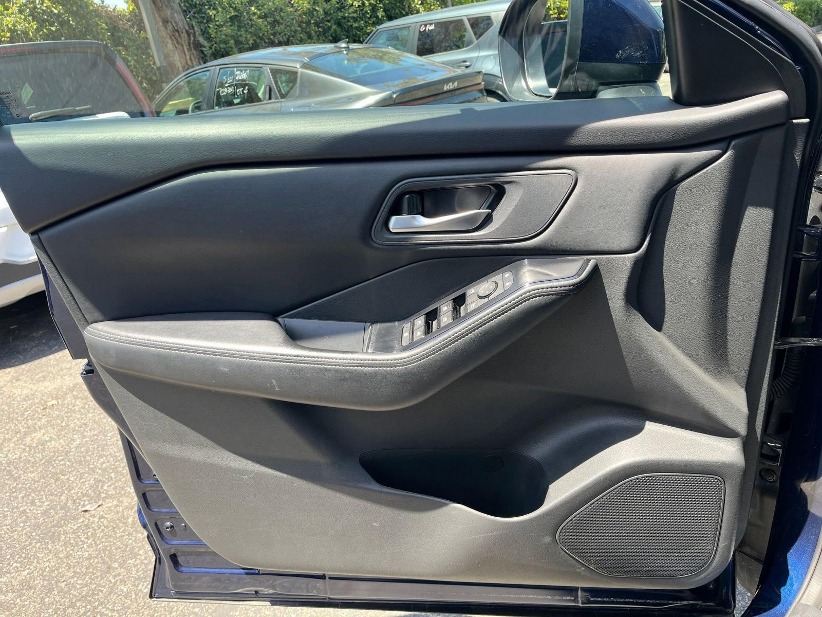 Thumbnail: 2025 Nissan Rogue - 18